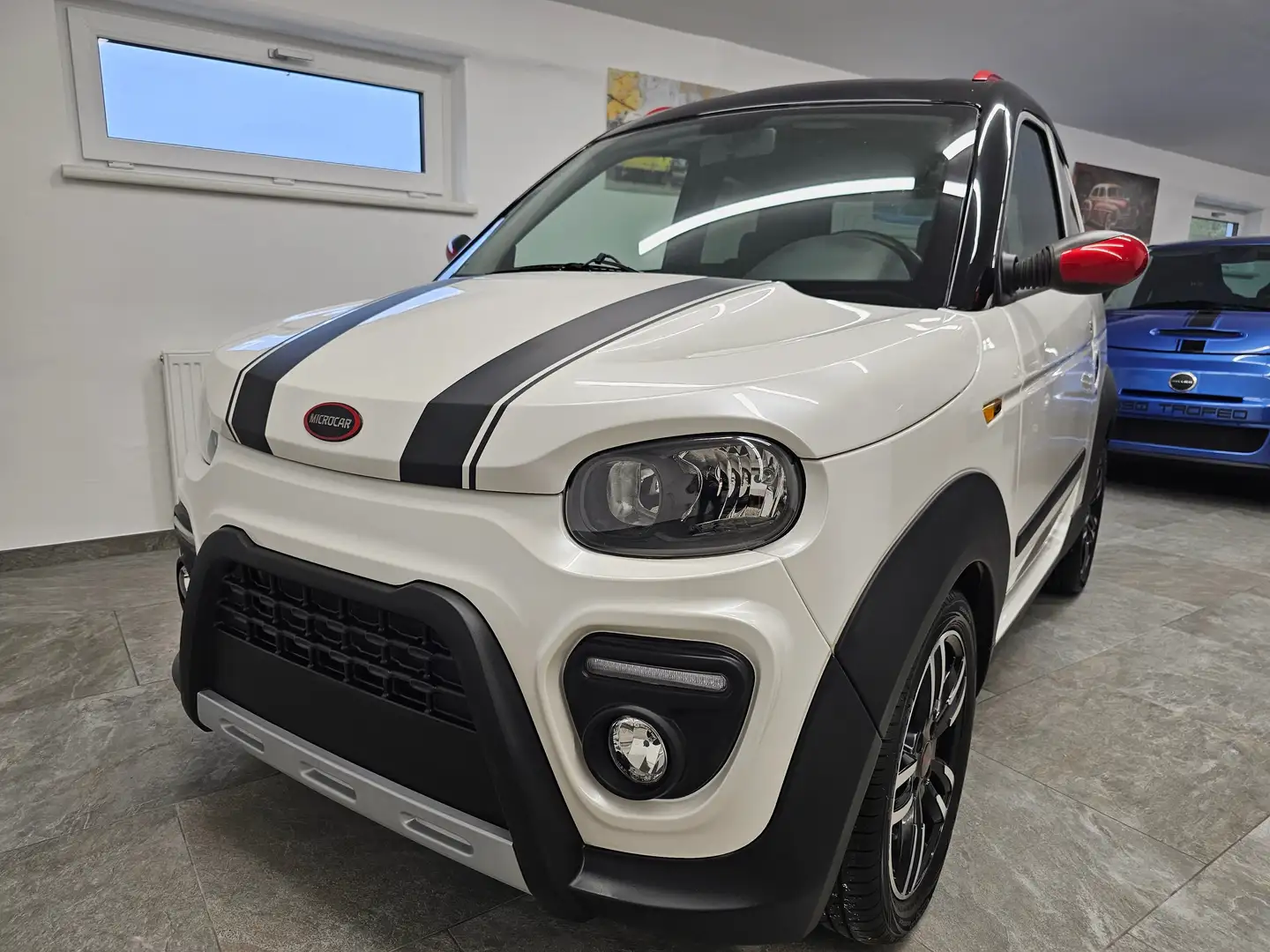 Microcar M.Go 6 Highland X Sportpaket Servo 1. Besitz wenig KM Weiß - 1