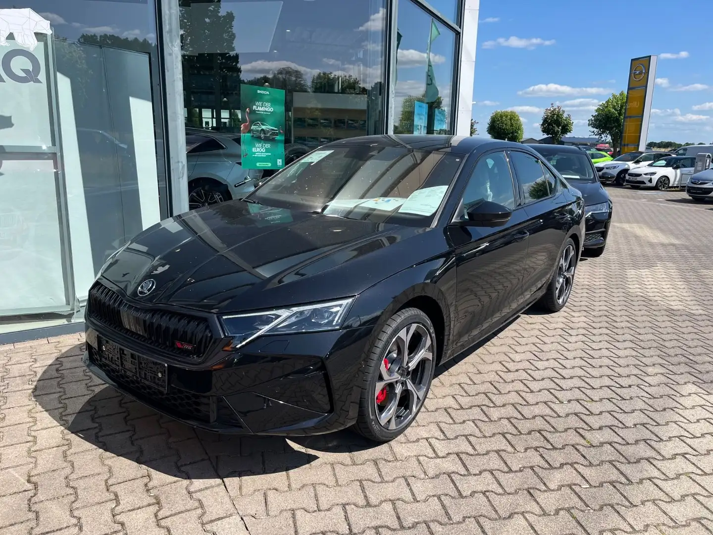 Skoda Octavia 2.0 TSI DSG RS Schwarz - 1