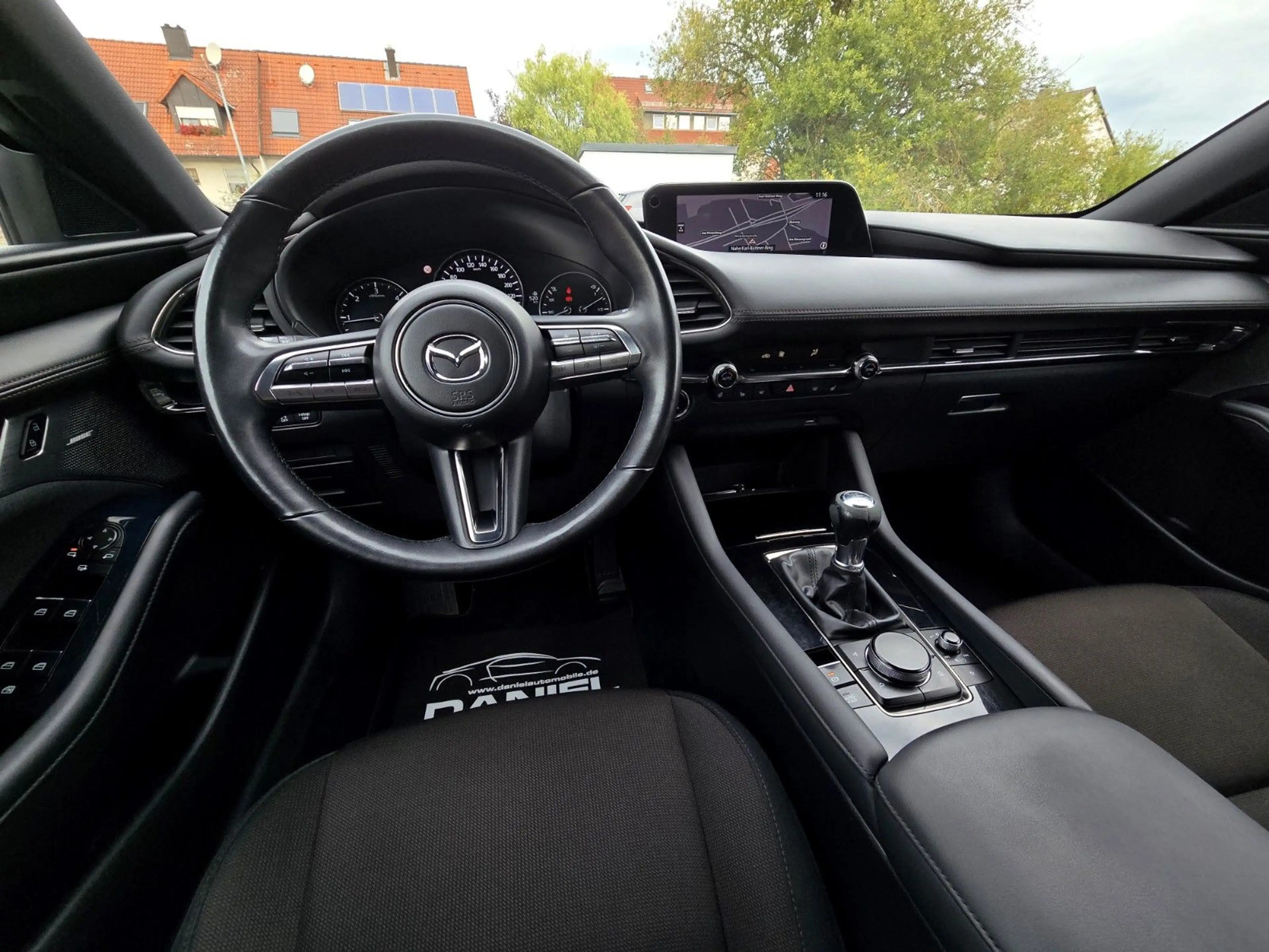 Mazda 3 Lim. 1.8-D Selection LED+360°+NAVI+BOSE+HUD+AC — photo 13