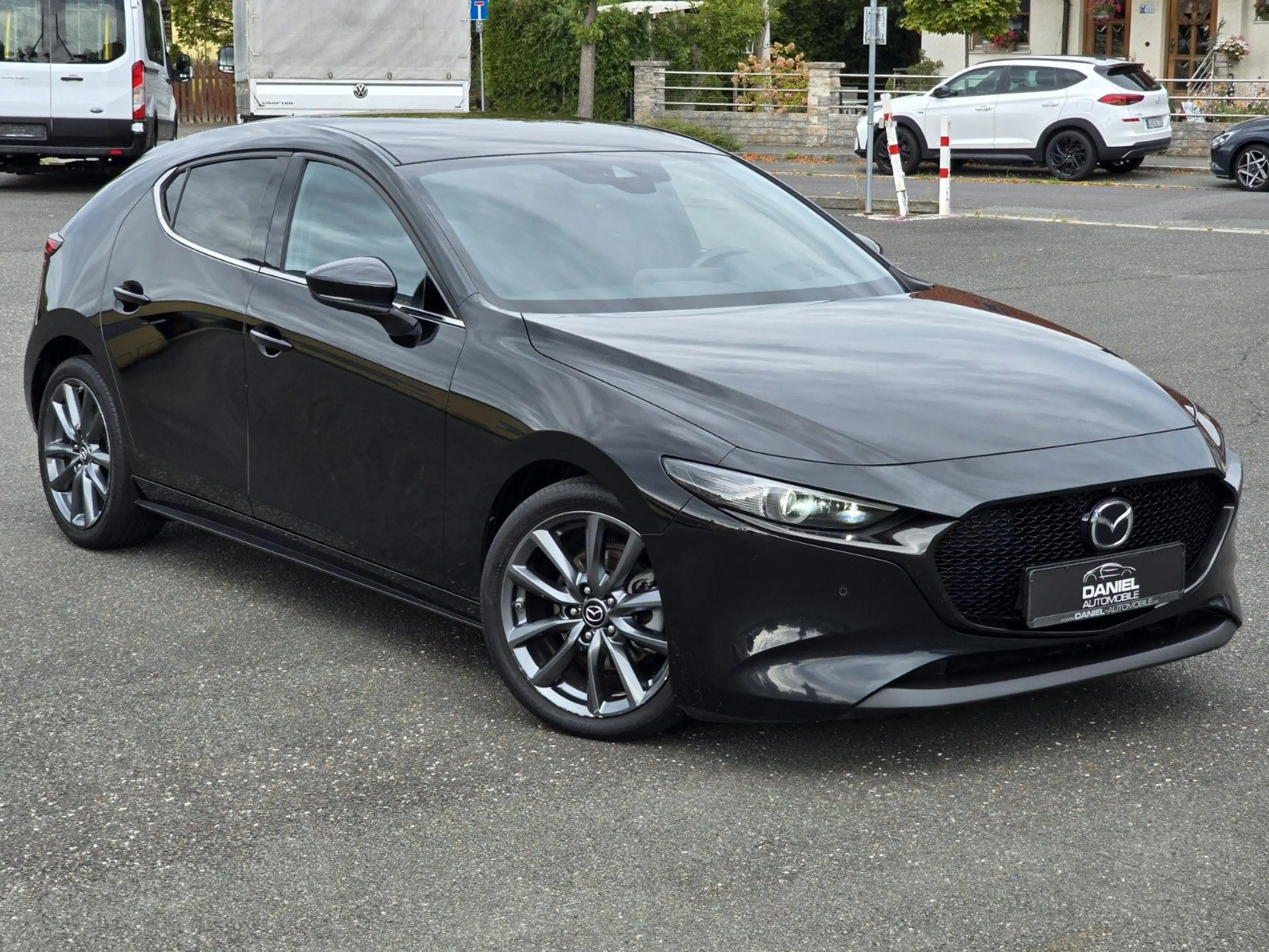 Mazda 3 Lim. 1.8-D Selection LED+360°+NAVI+BOSE+HUD+AC — photo 8