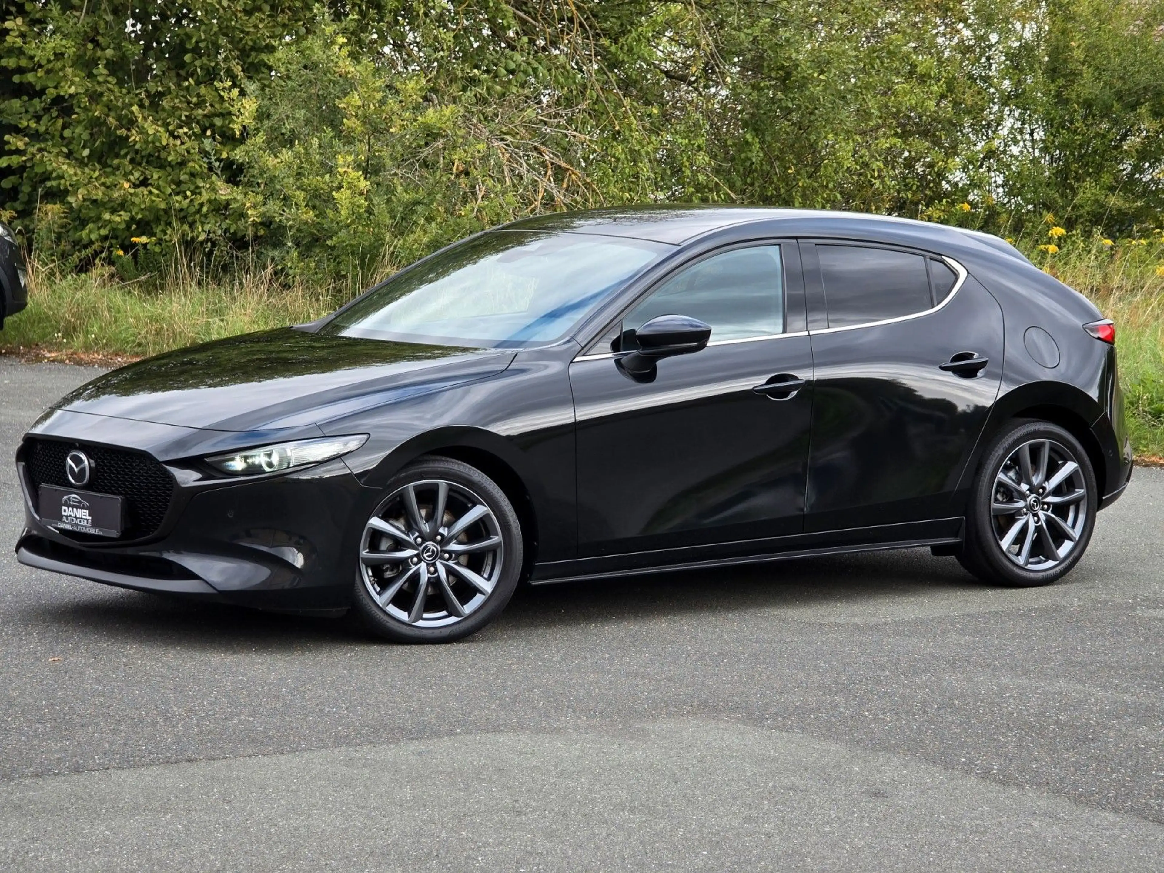 Mazda 3 Lim. 1.8-D Selection LED+360°+NAVI+BOSE+HUD+AC — photo 3