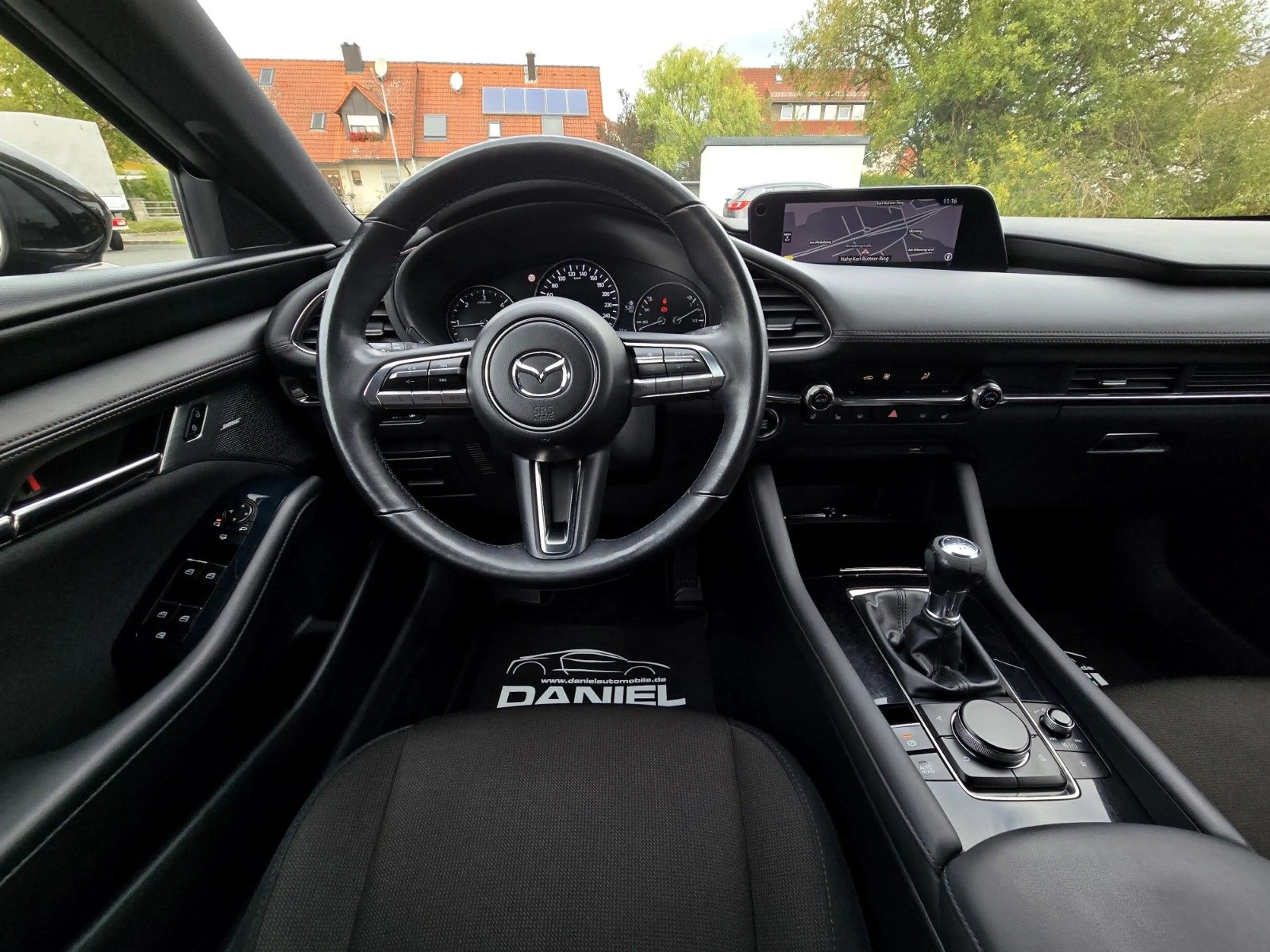 Mazda 3 Lim. 1.8-D Selection LED+360°+NAVI+BOSE+HUD+AC — photo 15