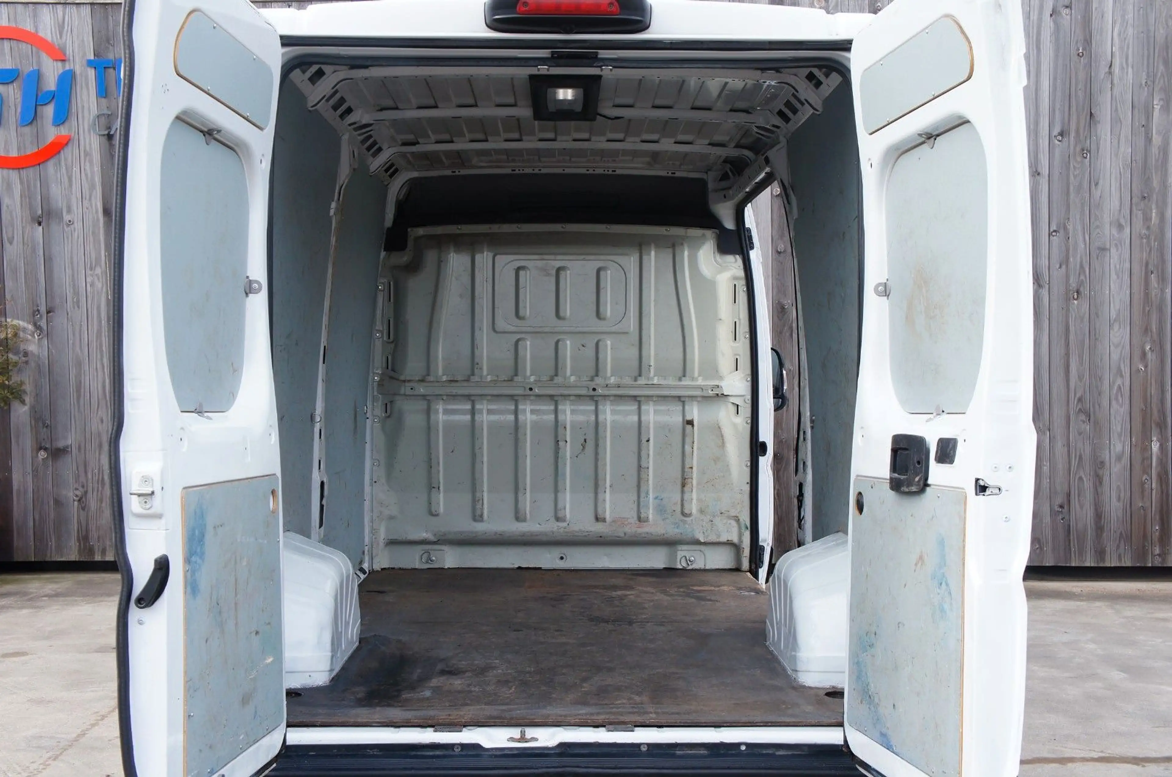 Fiat Ducato L2H2 160PS 1.Hand TÜV 2028 AHK — photo 8
