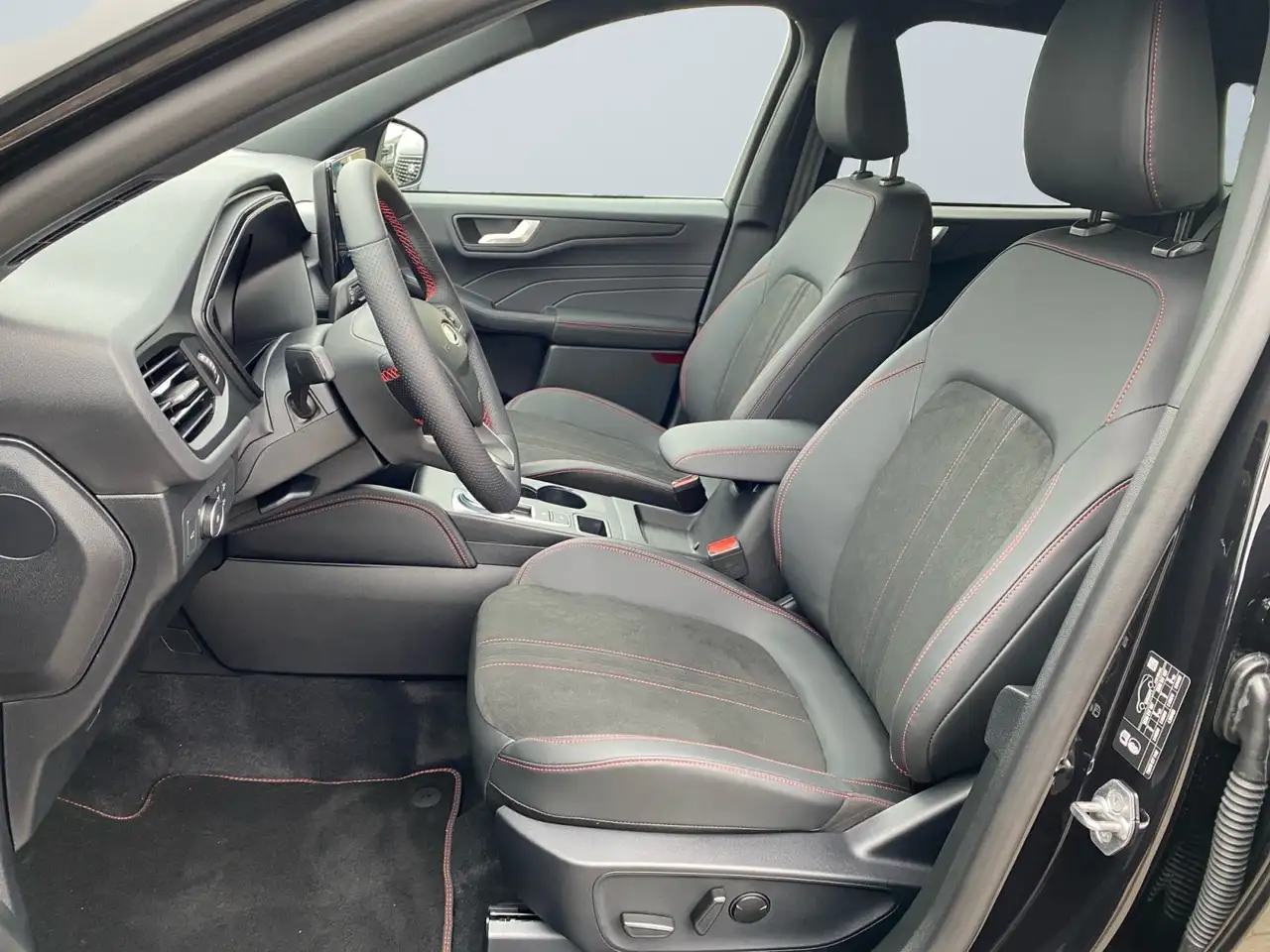 Ford Kuga ST-Line X 2.5 Duratec FHEV ACC 4xSHZ B&O 7