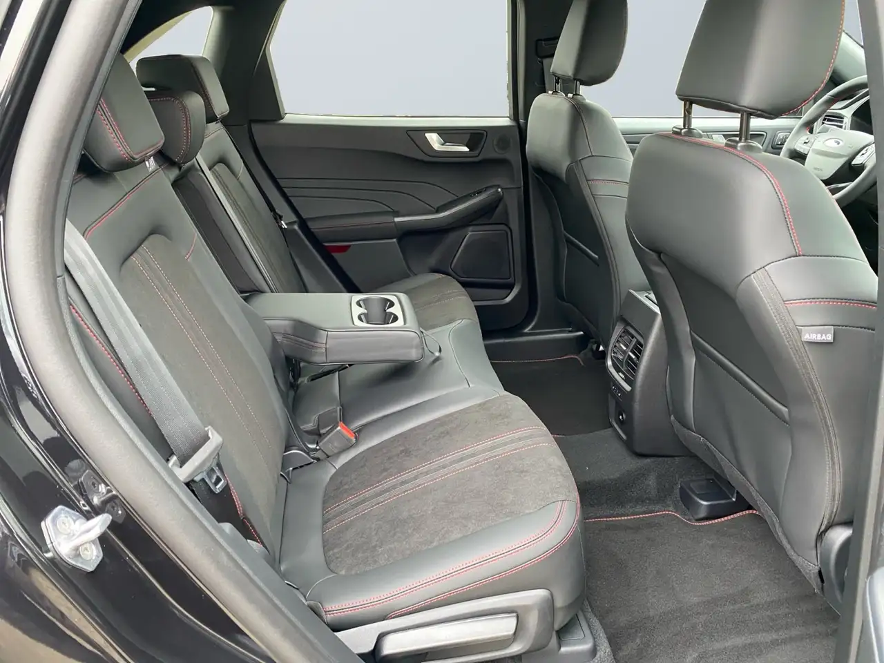 Ford Kuga ST-Line X 2.5 Duratec FHEV ACC 4xSHZ B&O 11