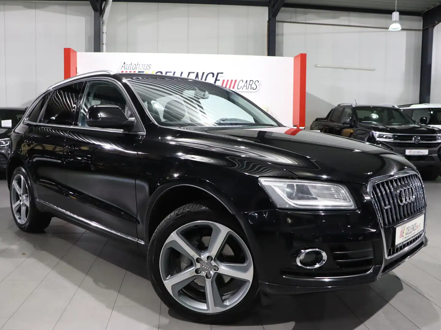 Audi Q5 2.0 TFSI QUATTRO DESIGN / XENON, LEDER, NAVI+ Schwarz - 2