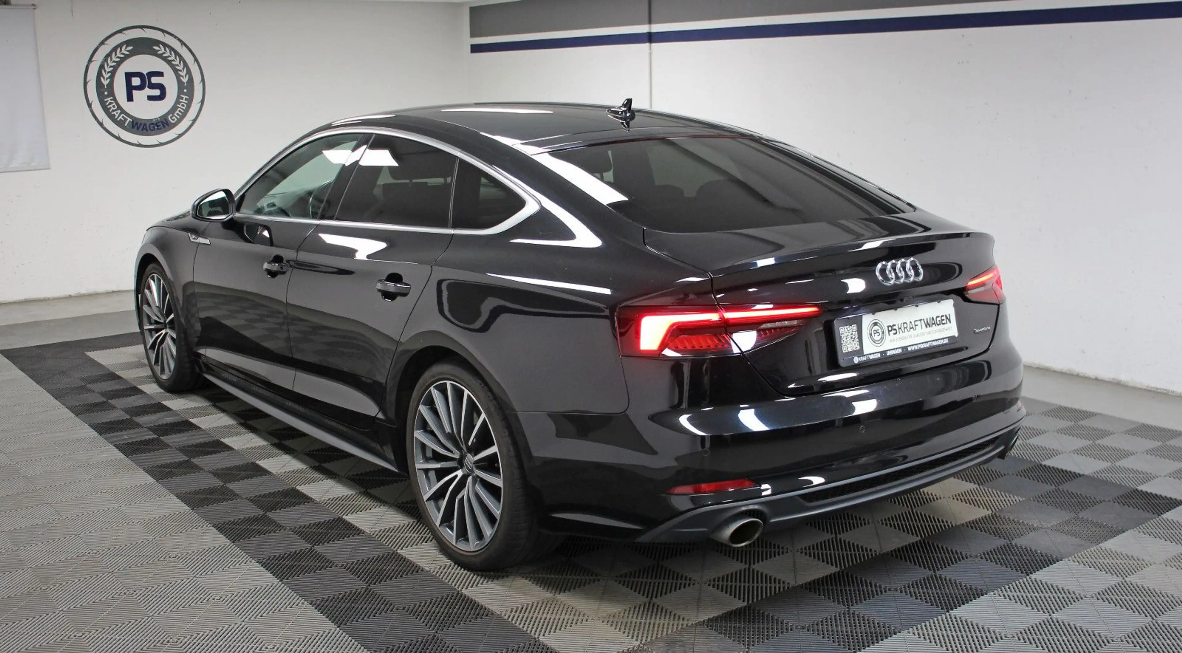 Audi A5 Sb. 45 TFSI qu. S-tr. S-line *ACC/KAMERA/LED* — photo 4