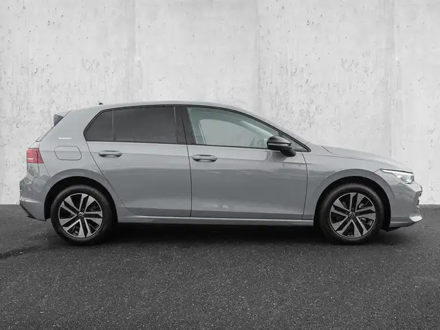 Volkswagen Golf view 5