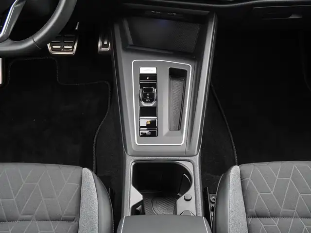 Volkswagen Golf view 13
