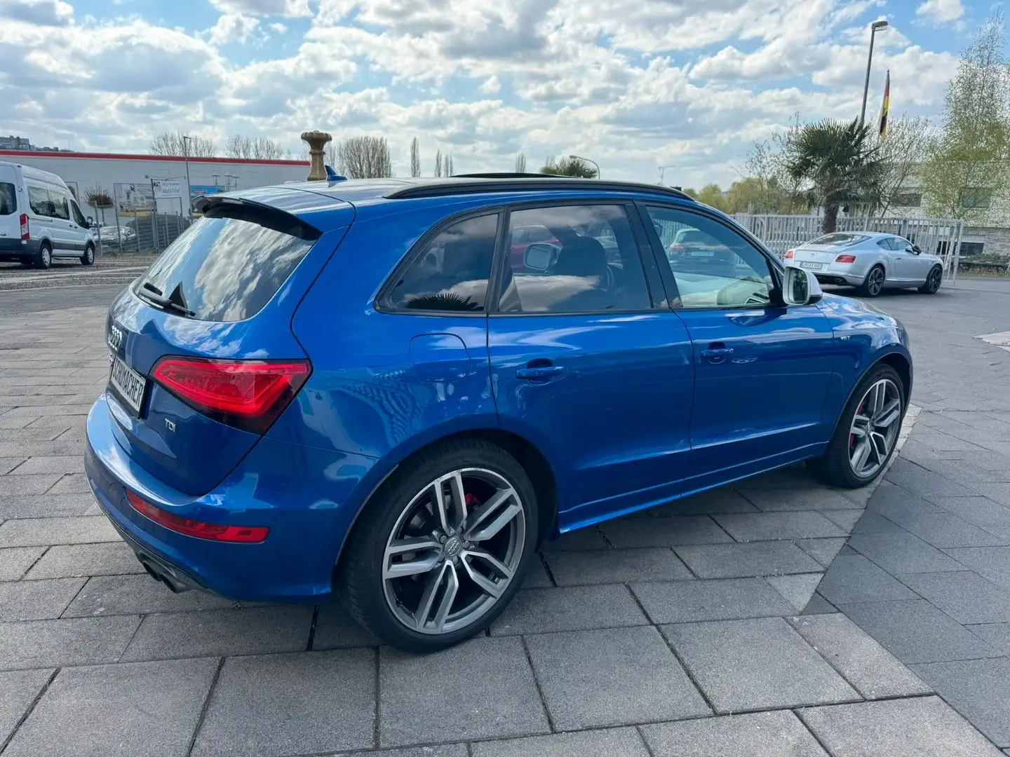Audi SQ5 3.0 TDI competition quattro Blau - 2