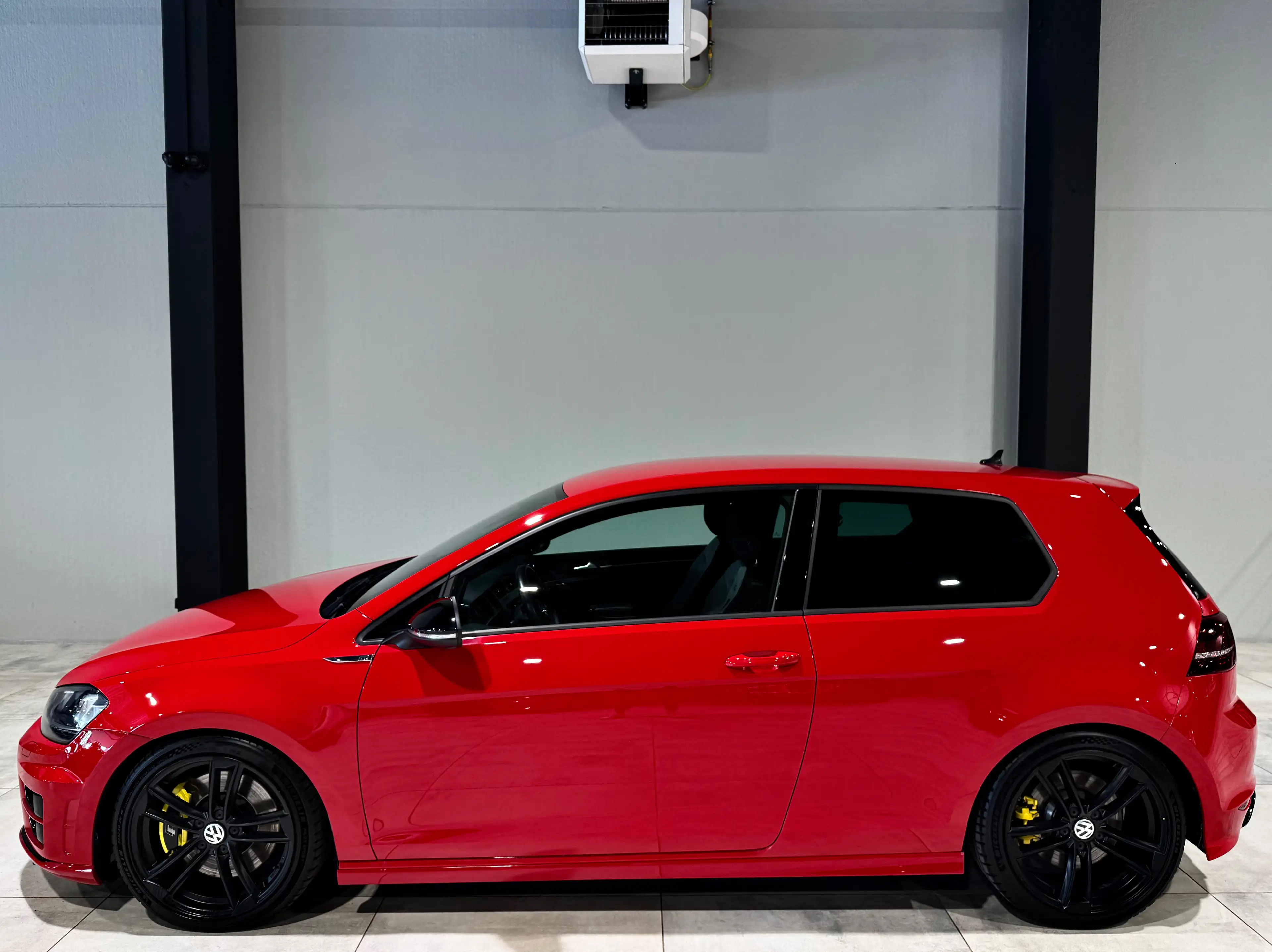 Volkswagen Golf R 2.0TSi 300CV 4MOTiON PACK SHADOW ALCANTARA NAVi + — photo 5