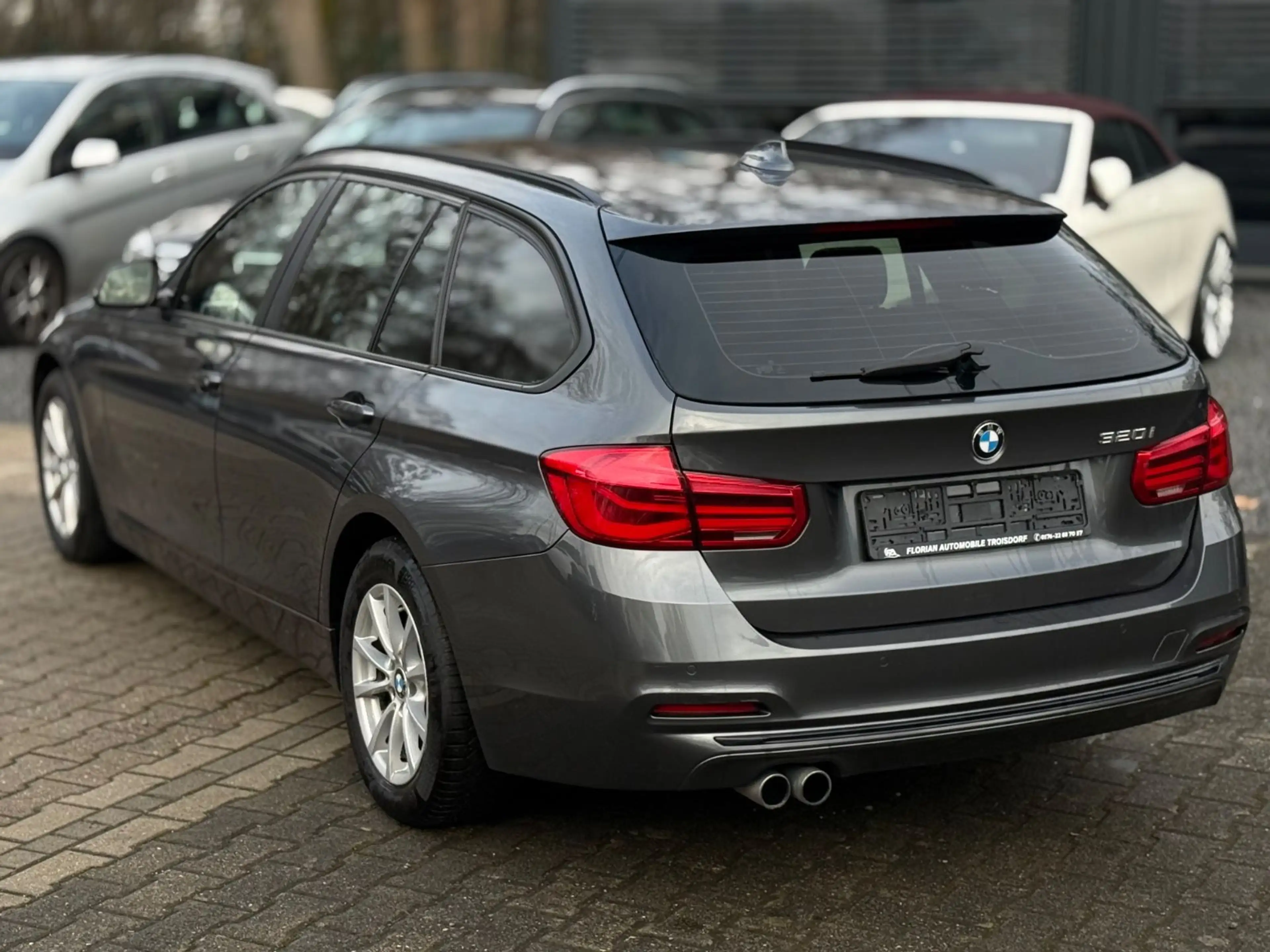 BMW 320 Baureihe 3 Touring 320 i Advantage LED*Navi — photo 8