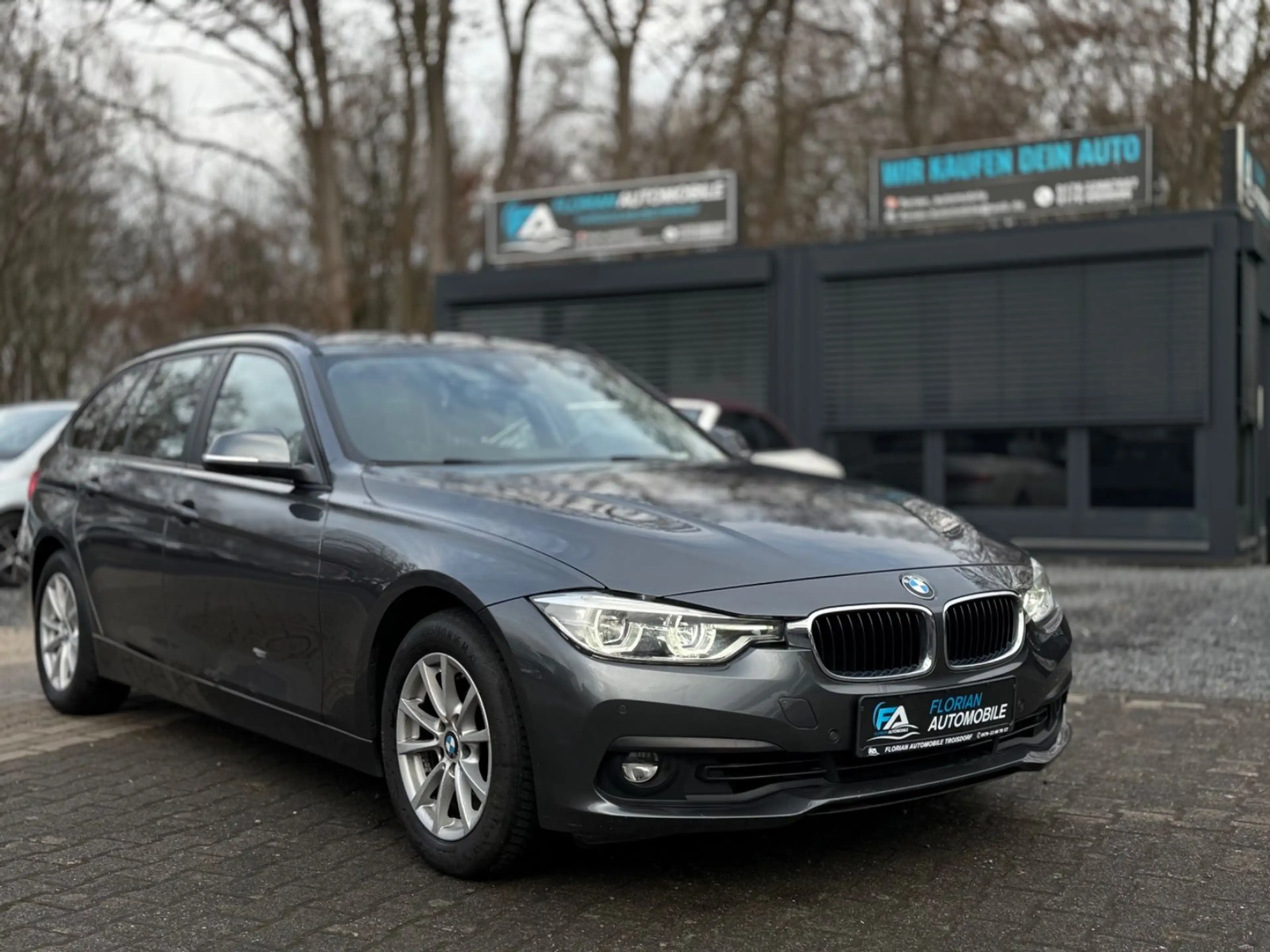 BMW 320 Baureihe 3 Touring 320 i Advantage LED*Navi — photo 2