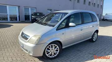 1.7 CDTi 101cv 1ere main / Clim auto / attelage