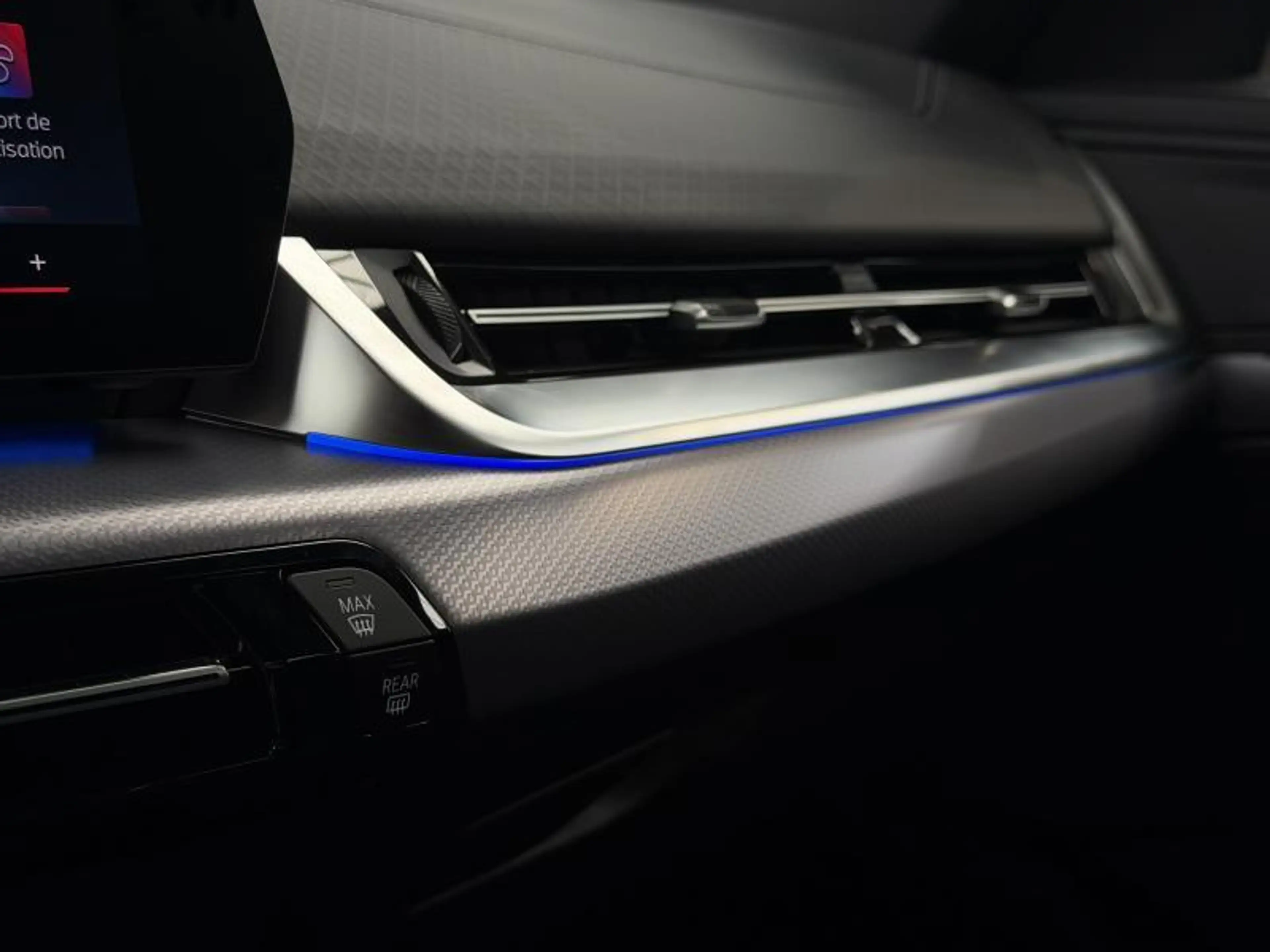 BMW X2 sDrive20i - FROZEN GREY - M SPORT - 2026! — photo 12