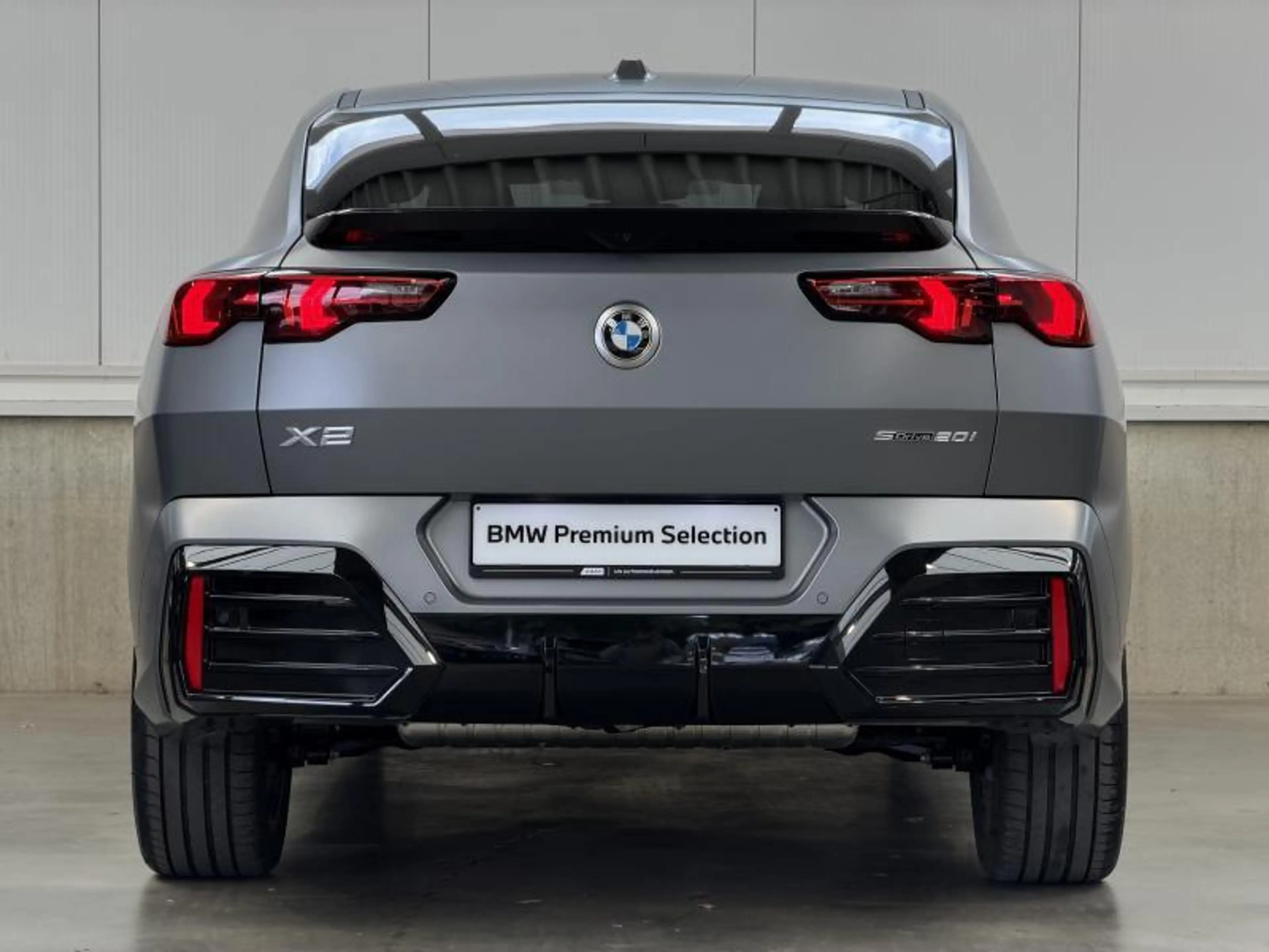 BMW X2 sDrive20i - FROZEN GREY - M SPORT - 2026! — photo 4