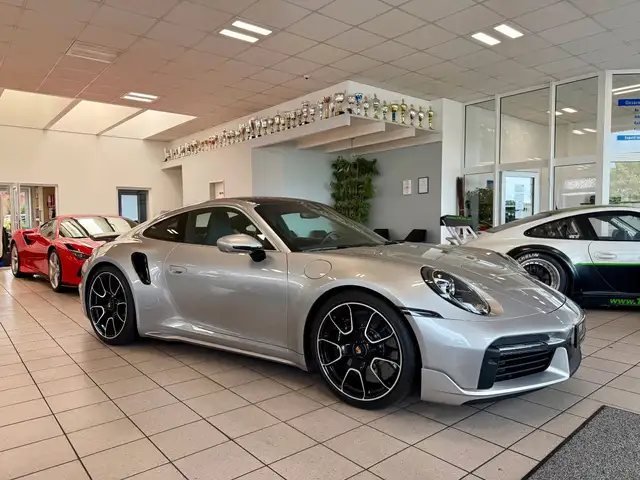 Porsche 992 911 Turbo S LIFT/SportDesign/Glasdach/ACC