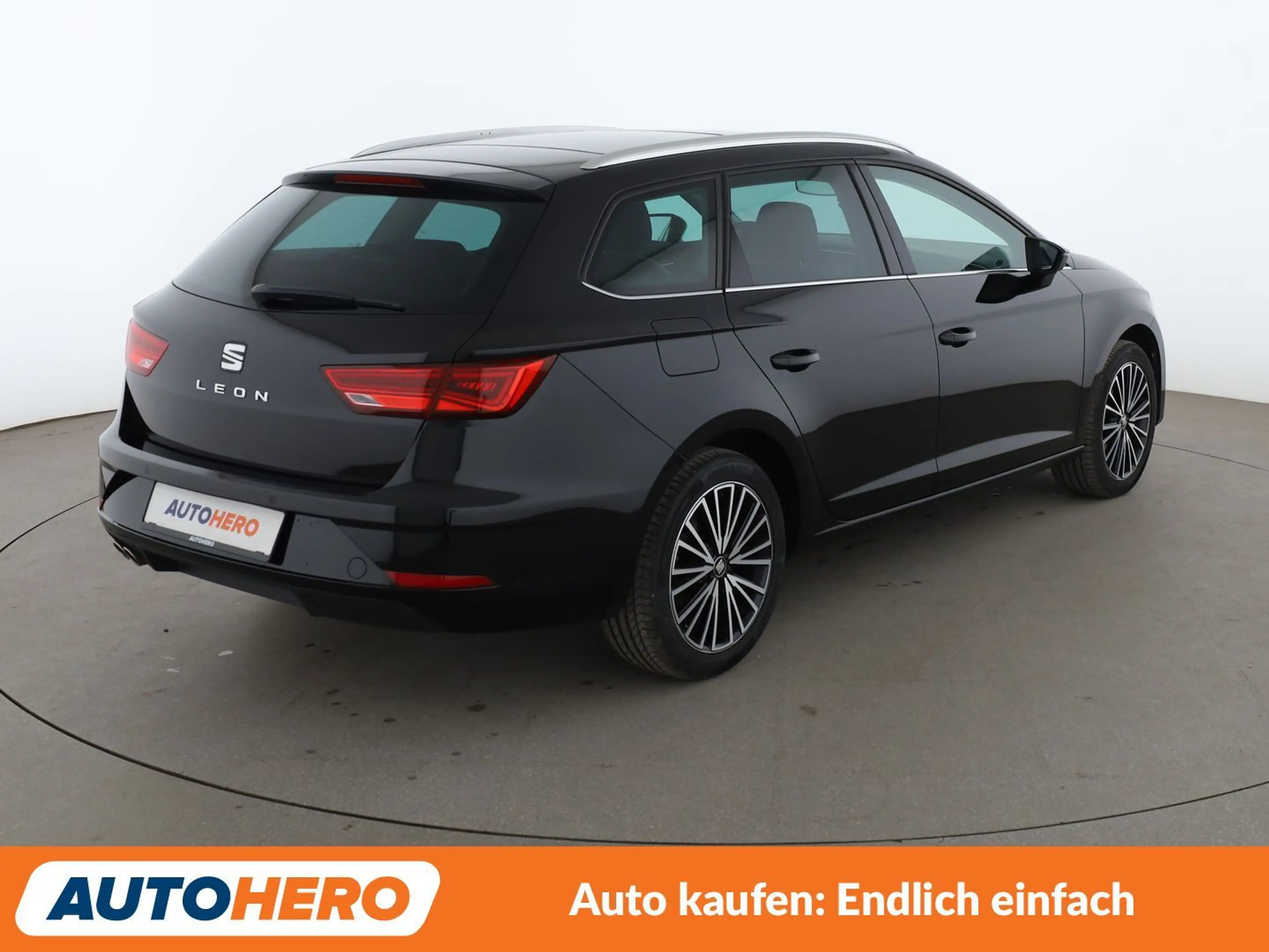 SEAT Leon 2.0 TDI Xcellence *NAVI*LED*PDC*TEMPO*SHZ*ALU* — photo 6