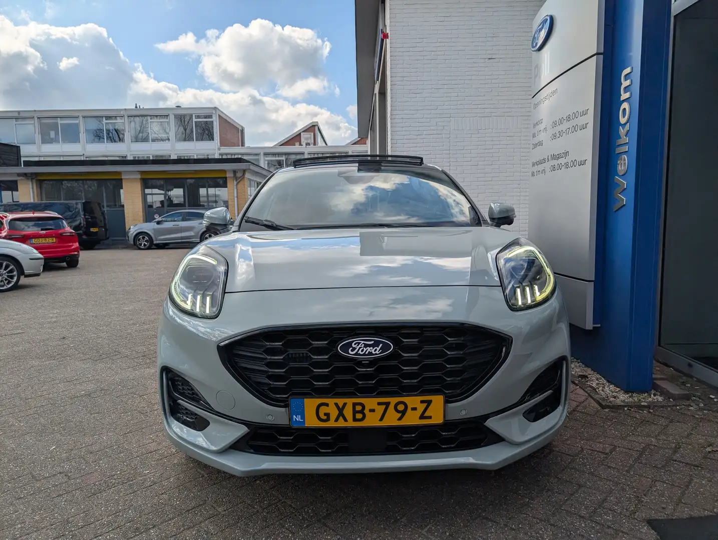 Ford Puma 1.0 EcoBoost 125pk Hybrid ST-Line X | 19"LMV | Win Grijs - 2