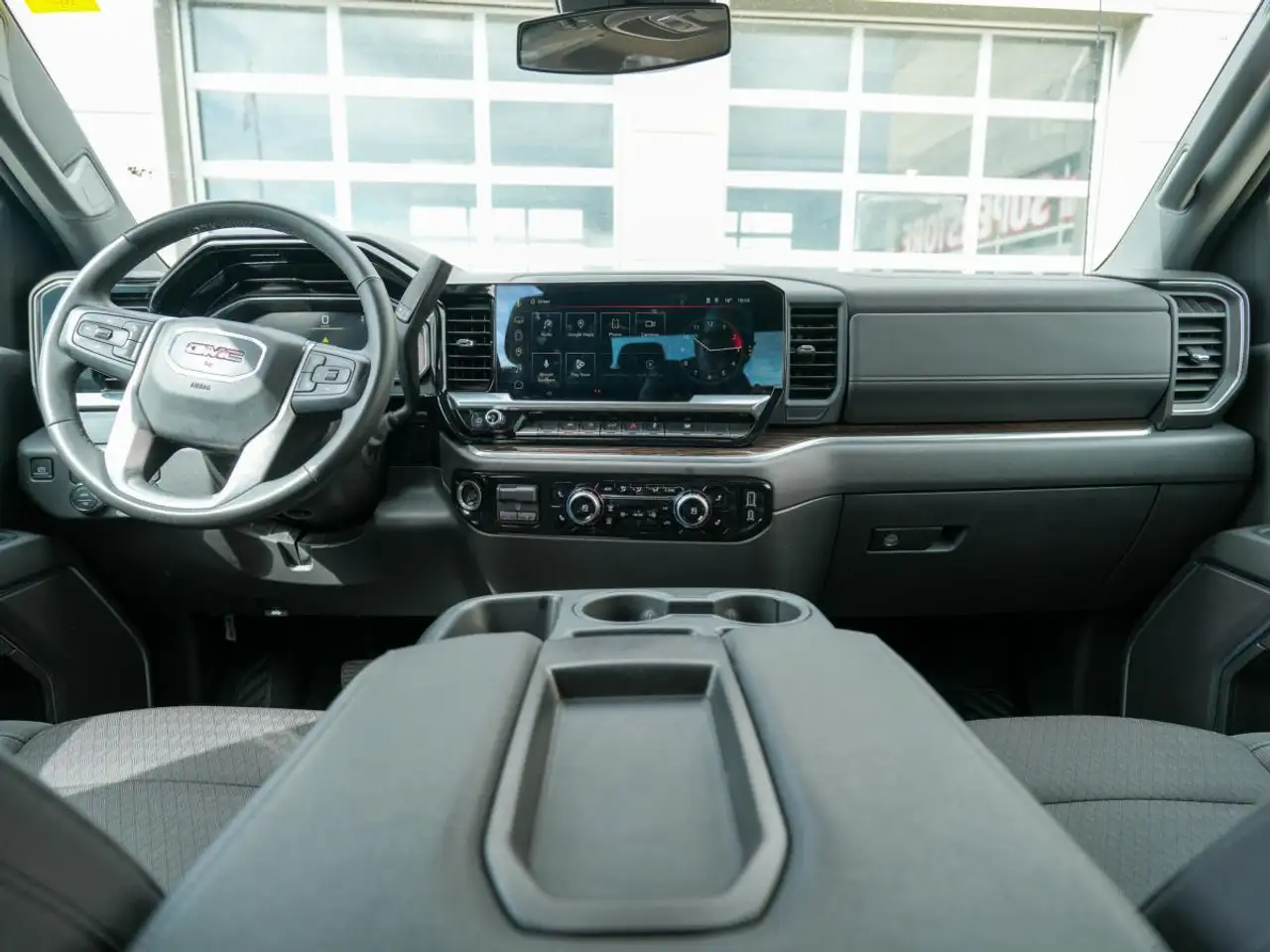 GMC Sierra 1500 снимка GMC Sierra 1500