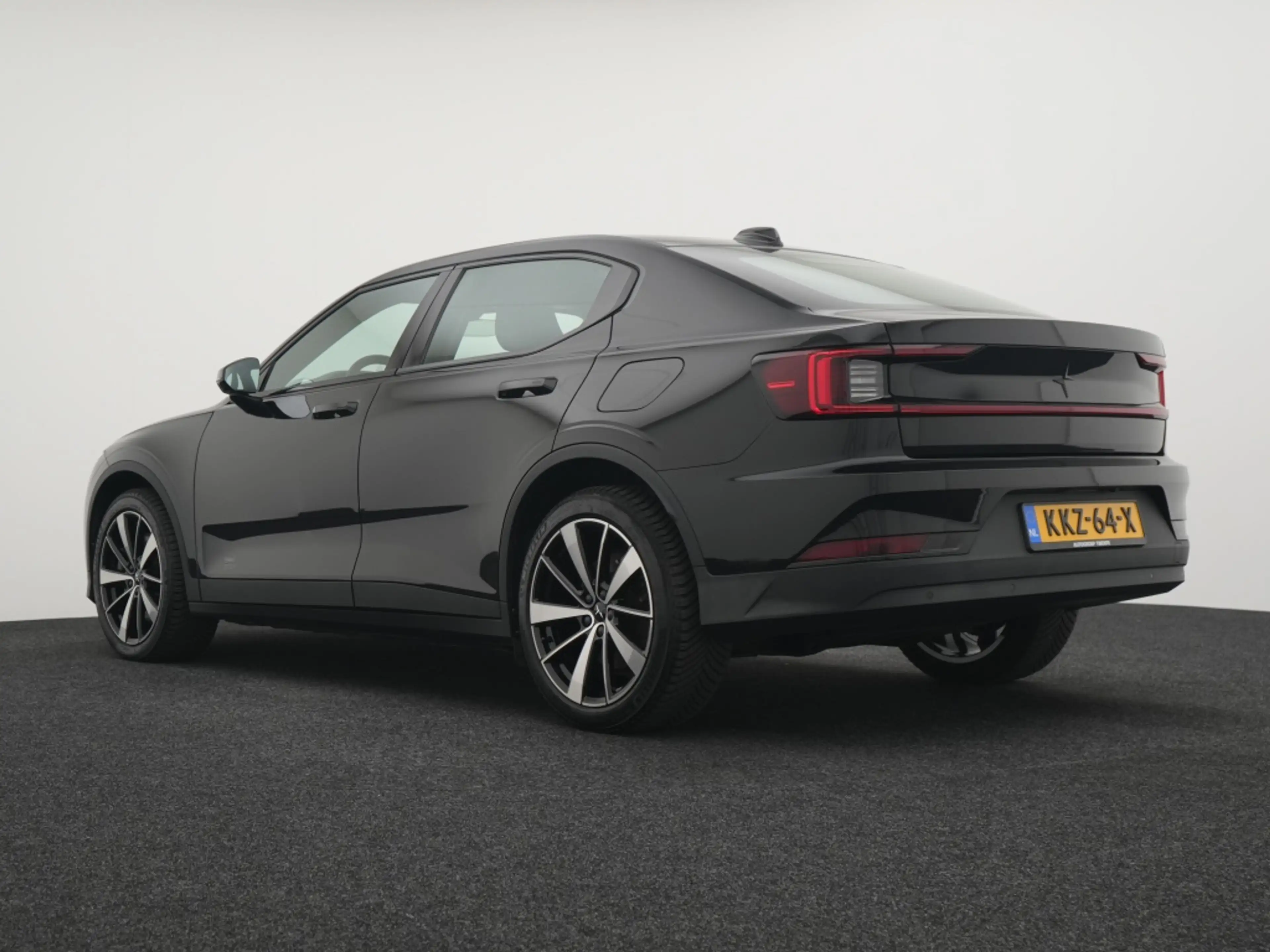 Polestar 2 Standard Range Single Motor 63kWh | Private lease — photo 9