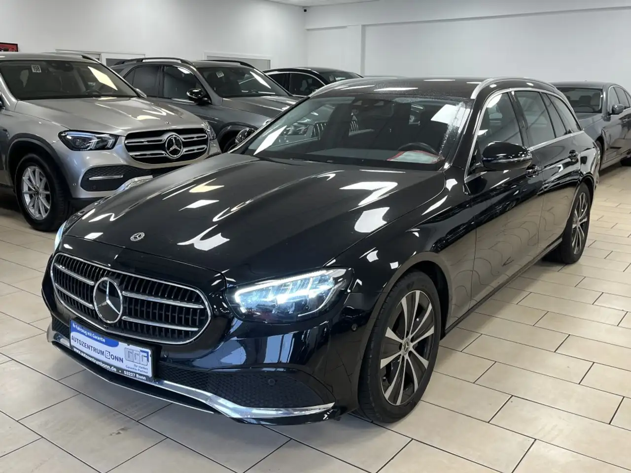 Mercedes-Benz E 300