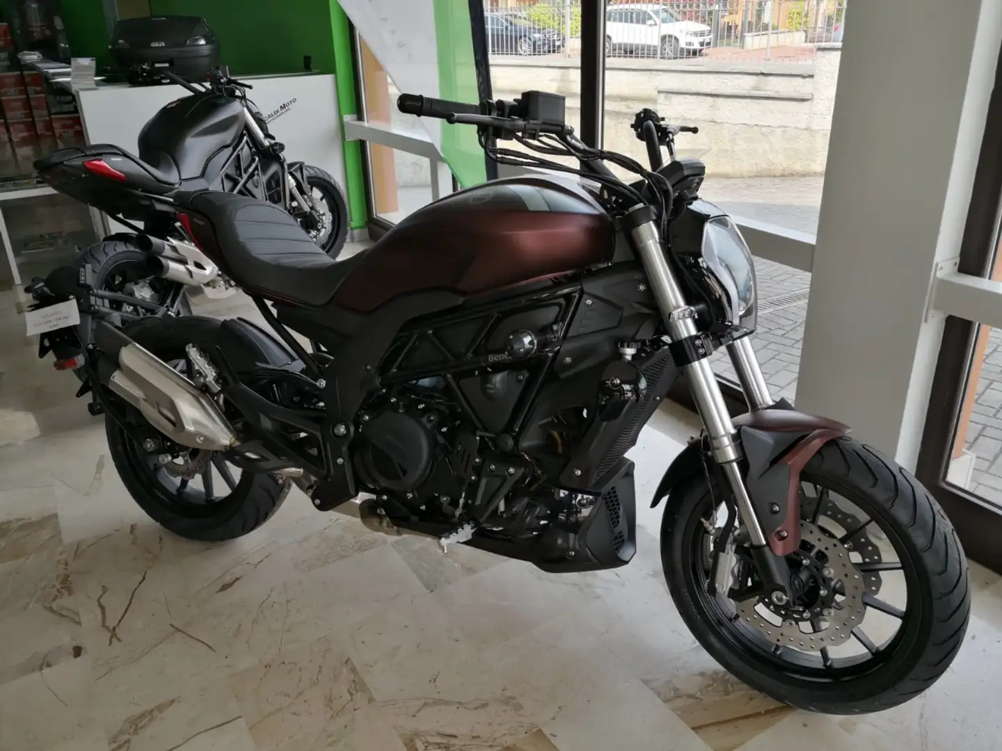Benelli 502C Abs Красный - 1