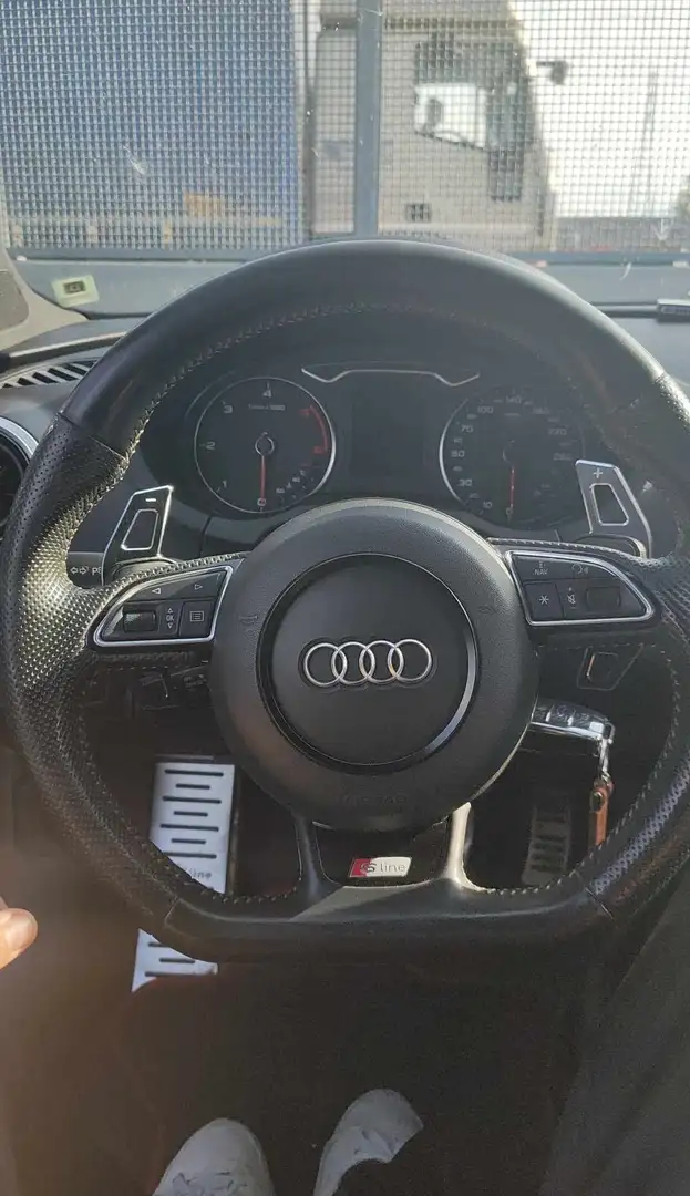 Audi A3 Sportback 2.0 tdi Ambiente s-tronic - 2