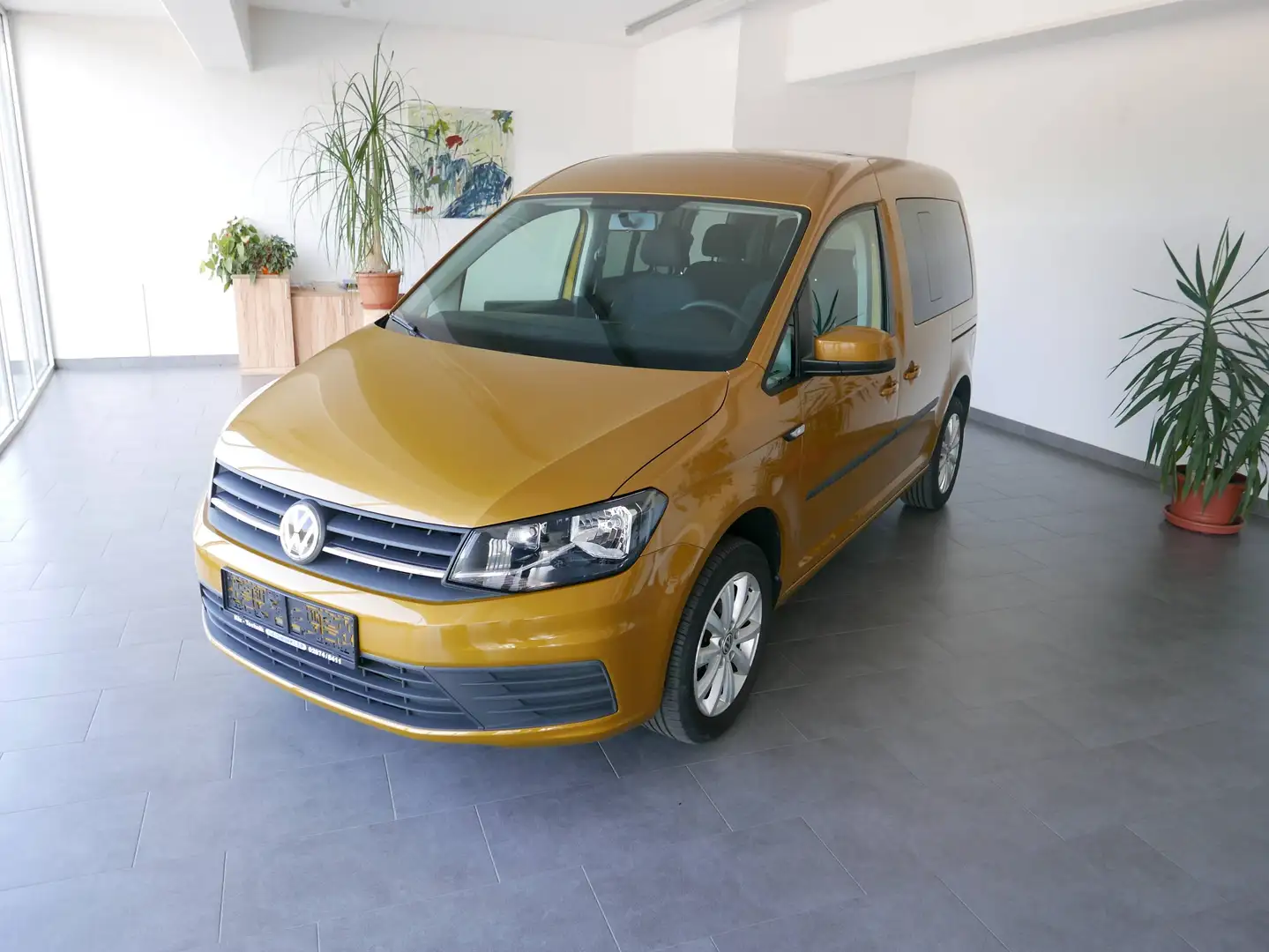 Volkswagen Caddy Trendline BMT Gelb - 1