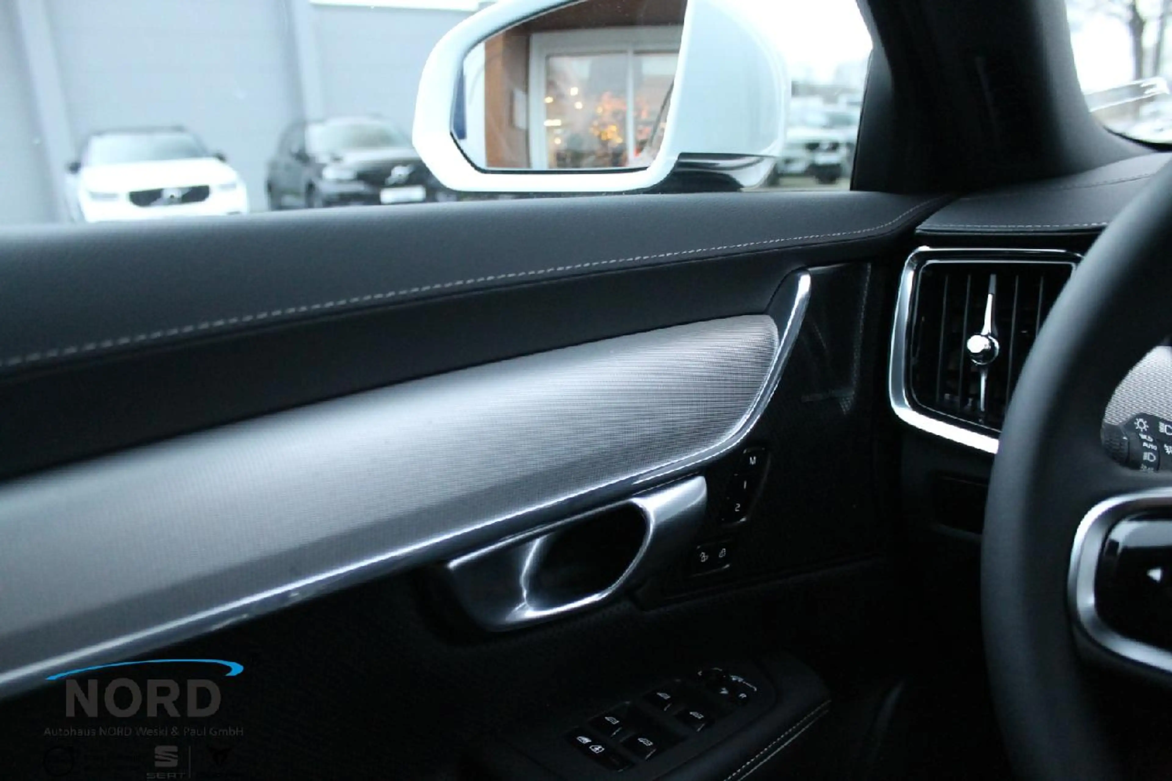 Volvo V90 B4D Gaer. Plus Bright/Sportsitze/GSD — photo 13