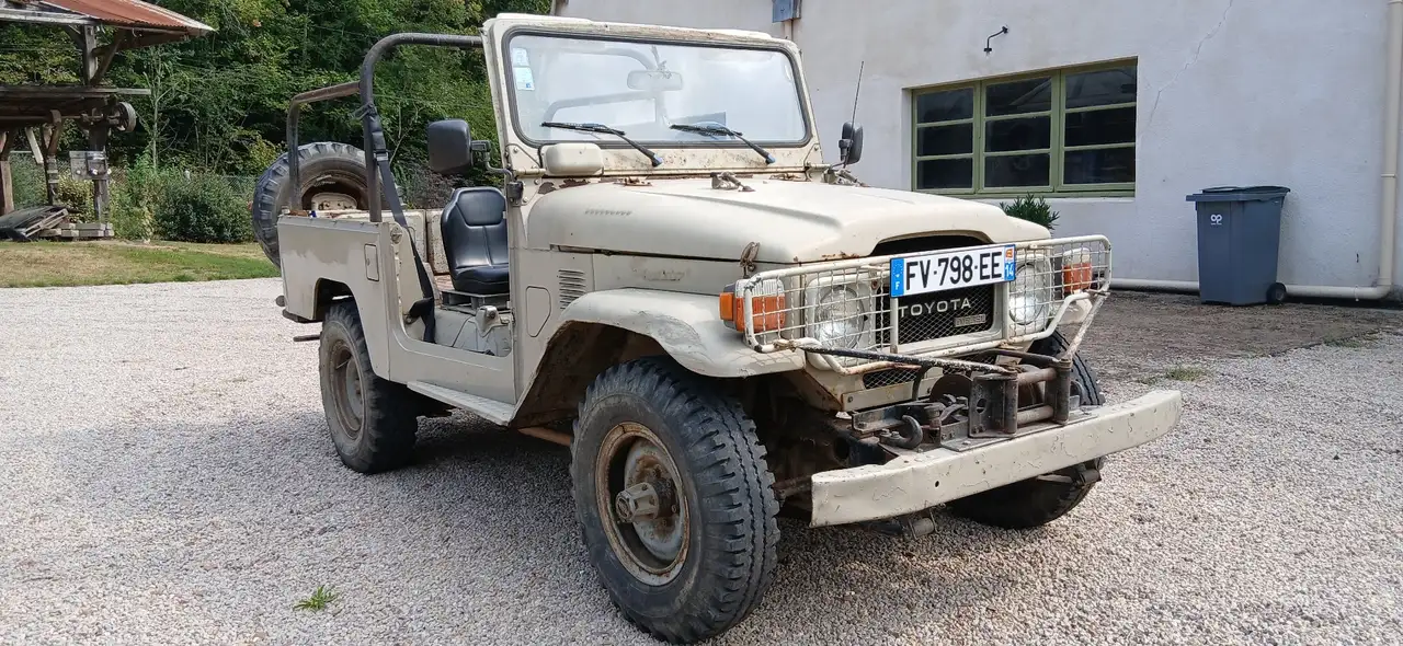 Toyota Land Cruiser BJ 43, foto 2