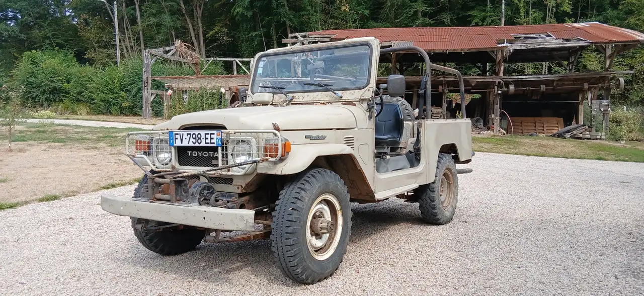 Toyota Land Cruiser BJ 43, foto 1