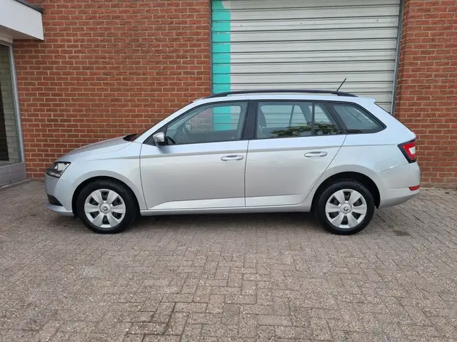 Skoda Fabia view 9