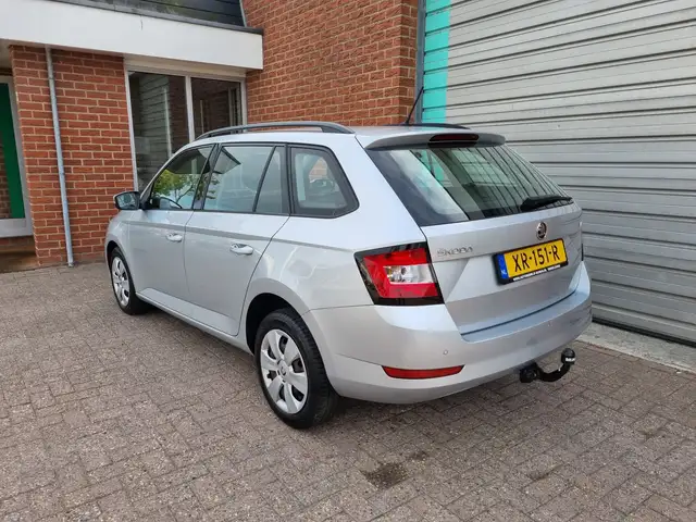 Skoda Fabia view 3