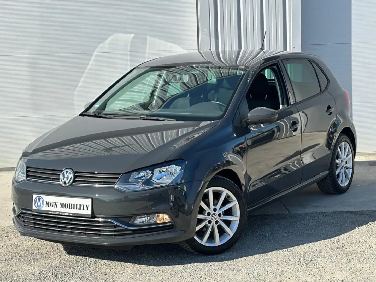 Volkswagen Polo HIGHLINE 1.2 TSI 90 Gris - 2
