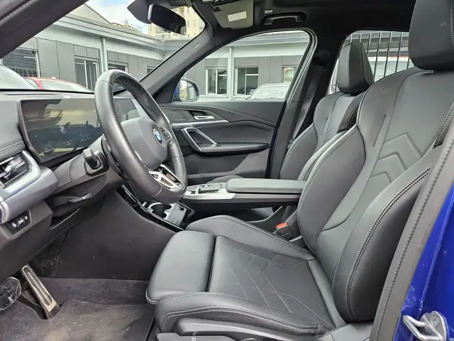 BMW X1 view 8