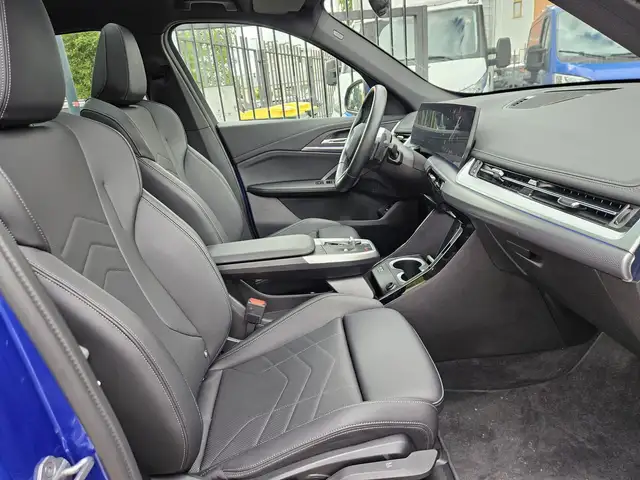 BMW X1 view 12