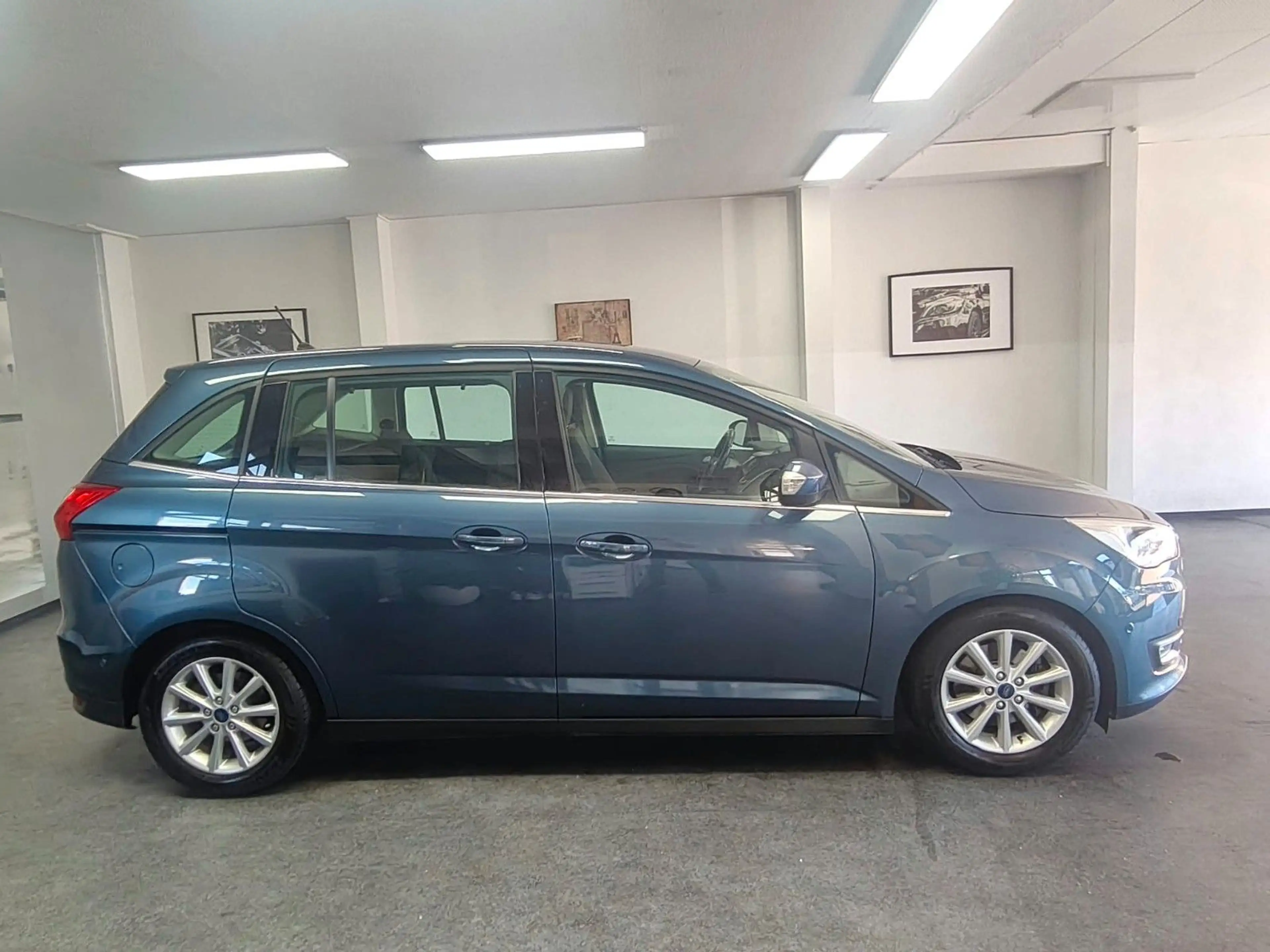 Ford Grand C-Max 1,5 Titanium 90.000 TÜV 03/2028