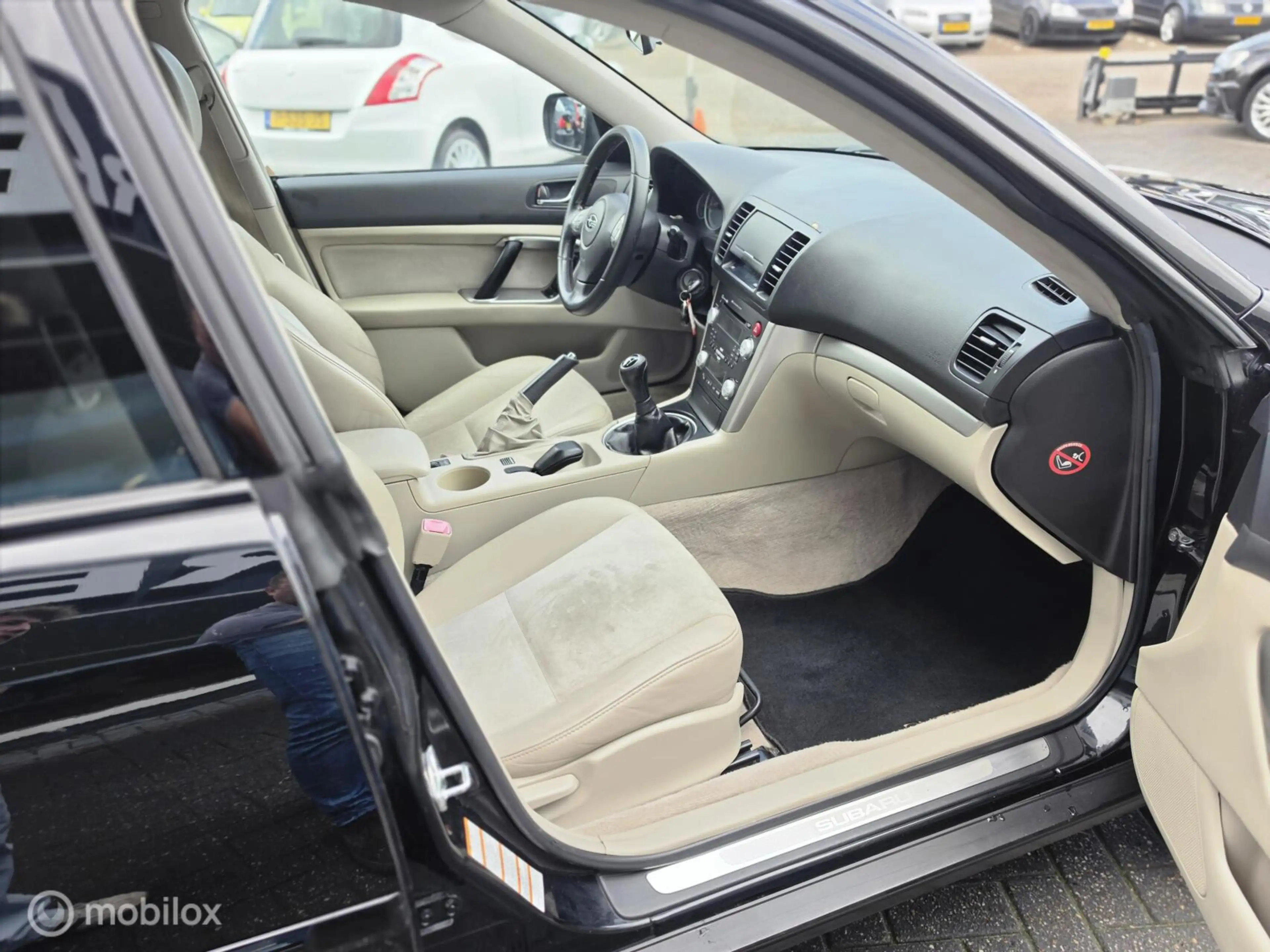 Subaru Legacy Touring Wagon 2.5i Exclusive Edition — photo 13