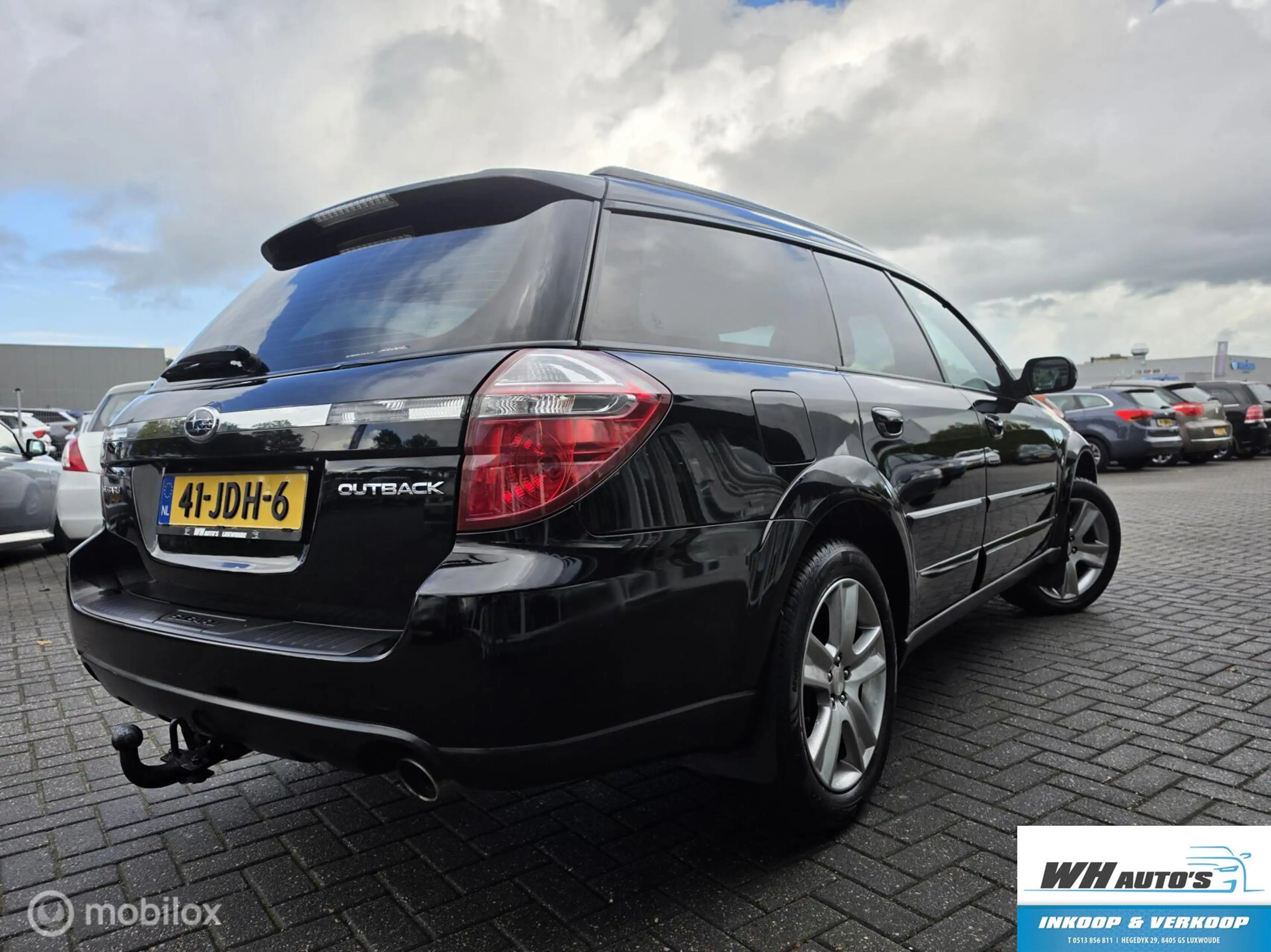 Subaru Legacy Touring Wagon 2.5i Exclusive Edition — photo 2