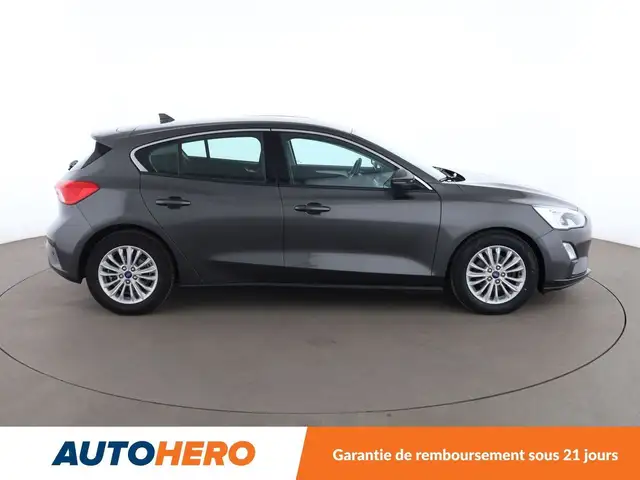 Ford Focus view 7
