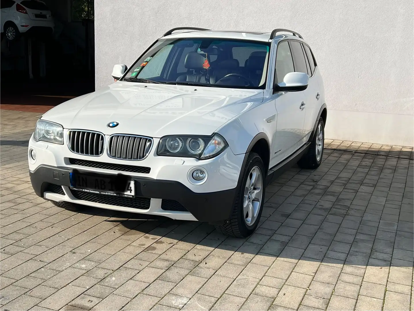 BMW X3 xDrive 30d Weiß - 2
