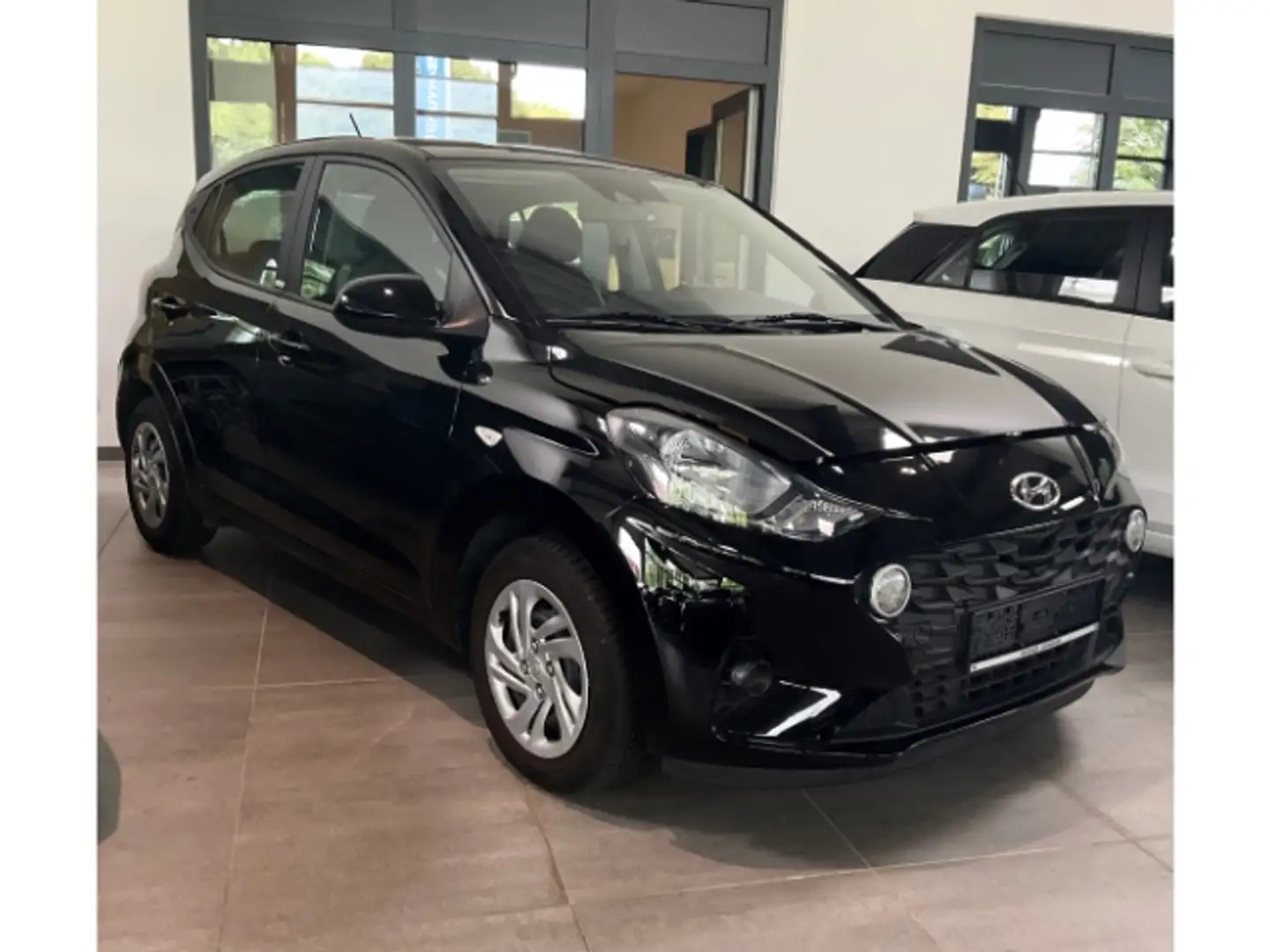 Hyundai i10 Select 1.0 EU6d MJ21 Schwarz - 2