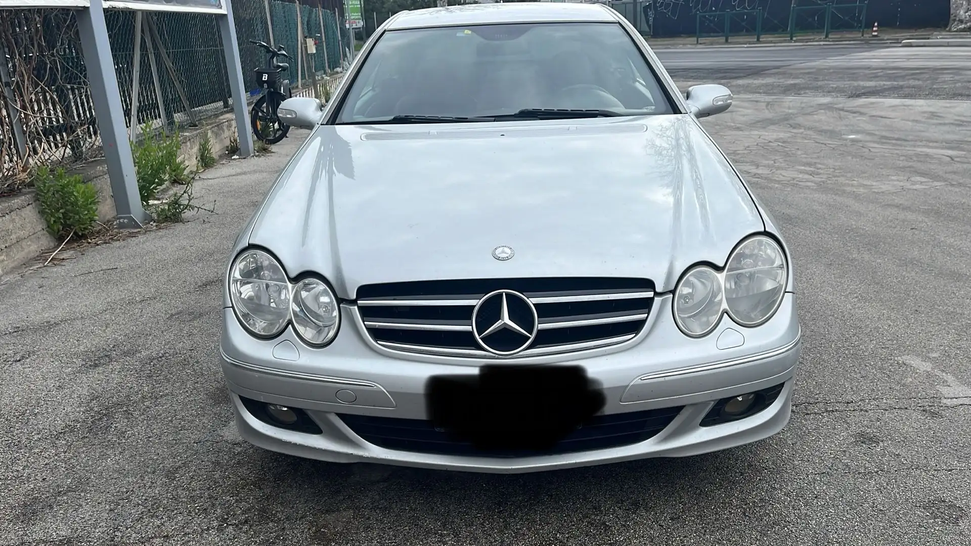 Mercedes-Benz CLK 220 Coupe cdi Grand edition Srebrny - 1