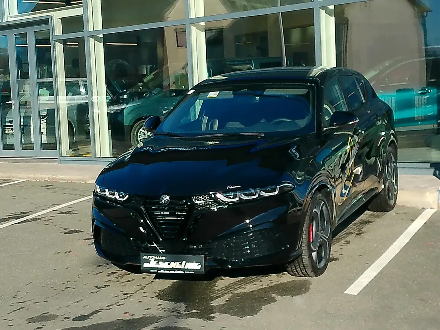 Alfa Romeo Tonale 1.5 T4 48V MHEV VGT DCT Schwarz - 1