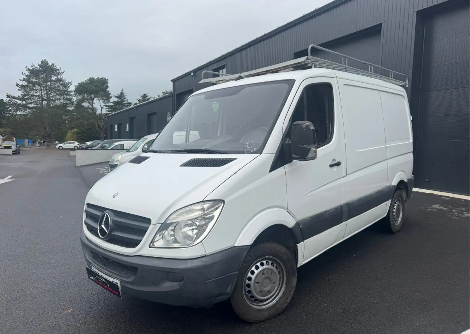 Mercedes-Benz Sprinter 211CDI 30N Confort Blanc - 2