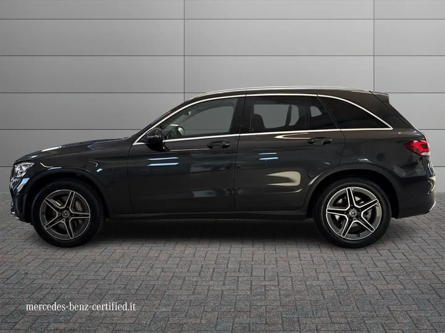 Mercedes-Benz GLC 300 - GLC 300 de phev (eq-power) Premium 4matic Schwarz - 2