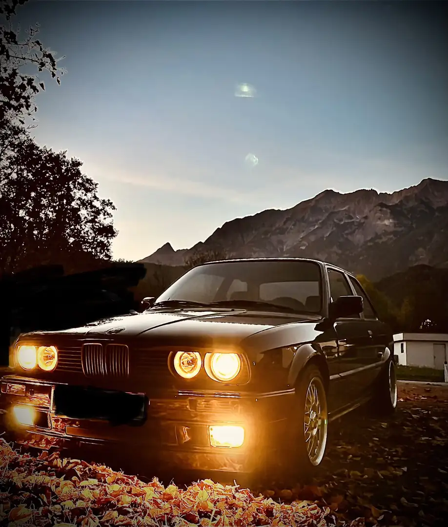 BMW 320 320i - 1
