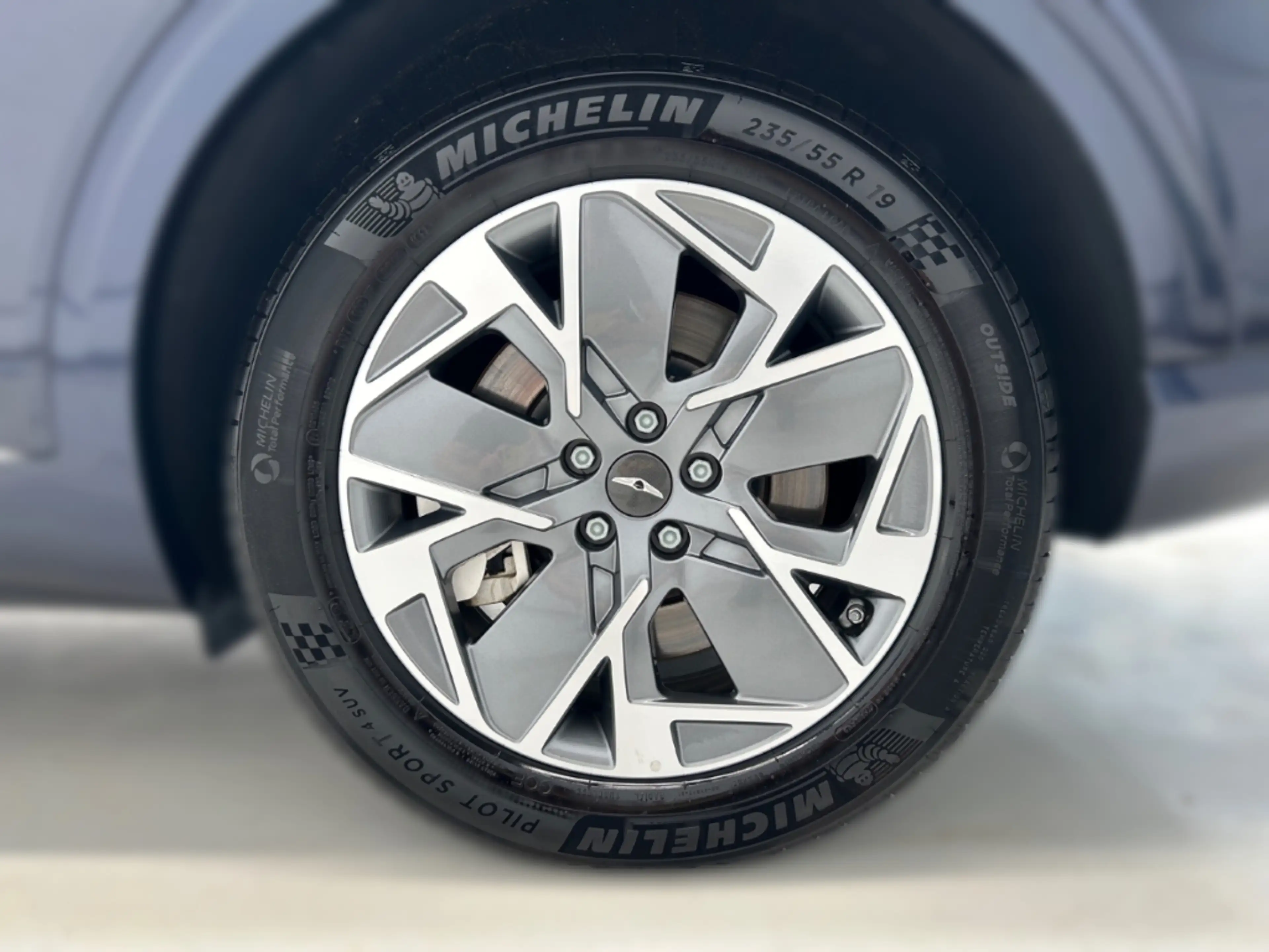 Genesis GV70 Sport Electrified 4WD AD Leder Memory Sitze LED AC — photo 9