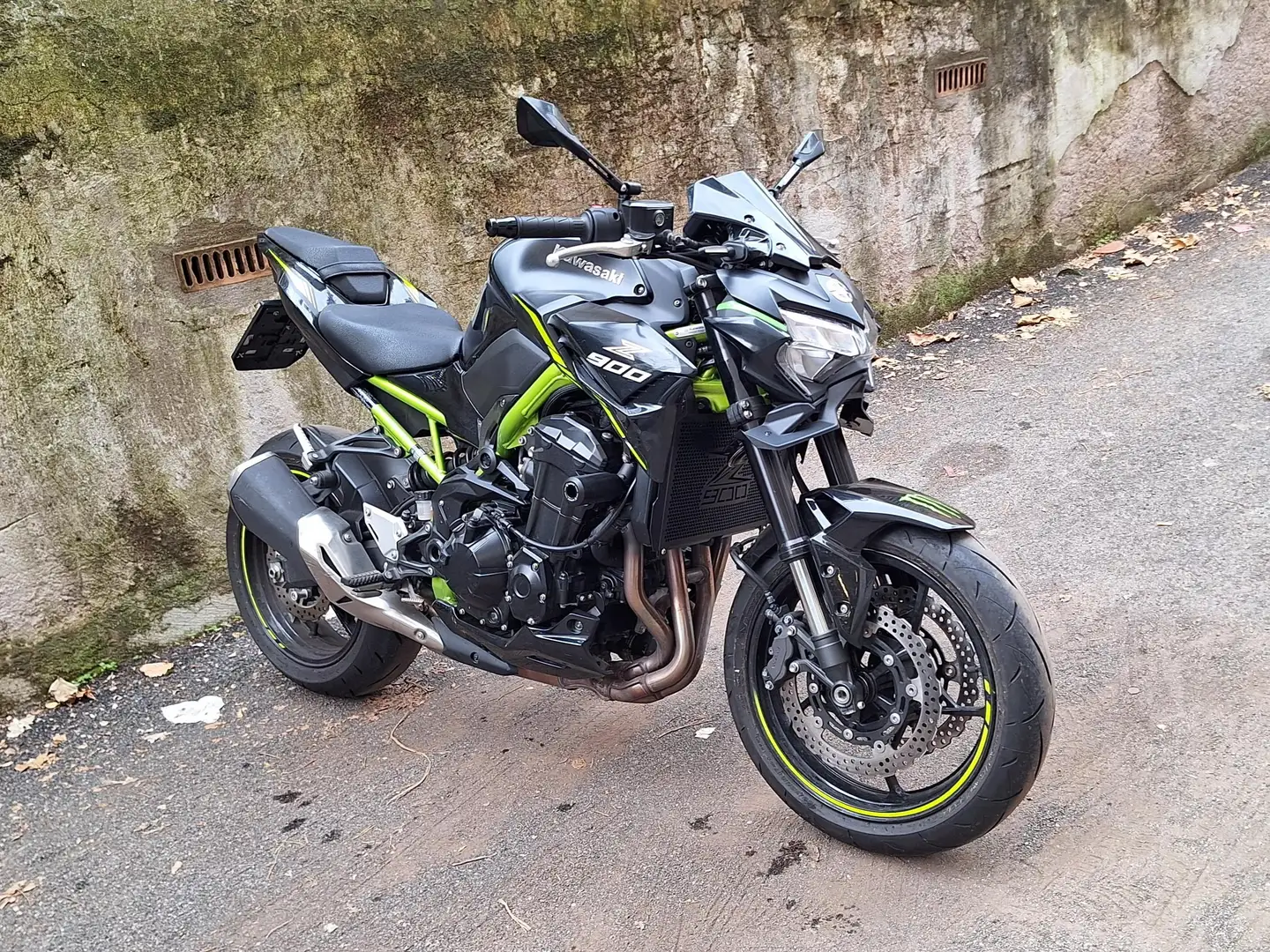 Kawasaki 900 Z Noir - 1